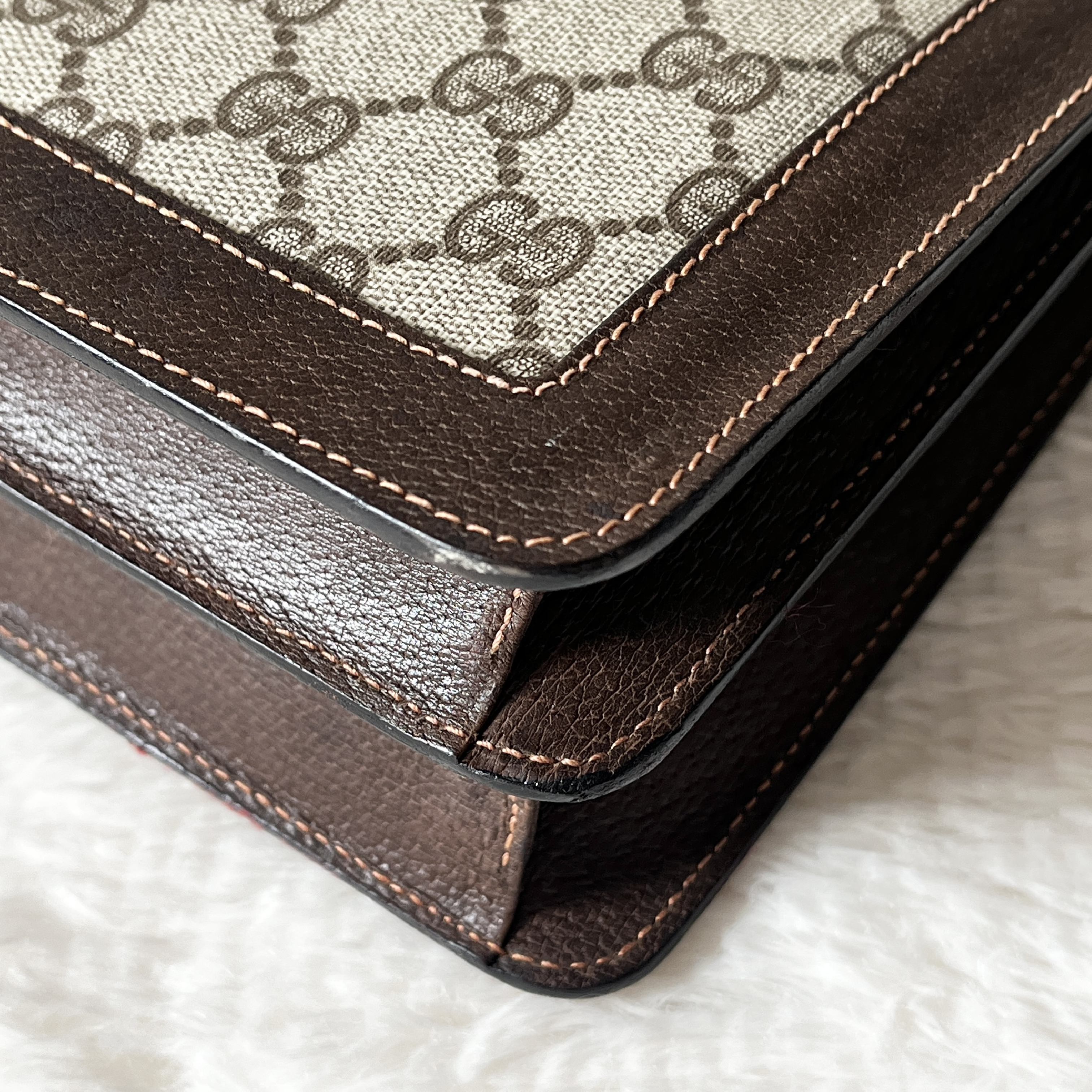 shoulder bag — view 9