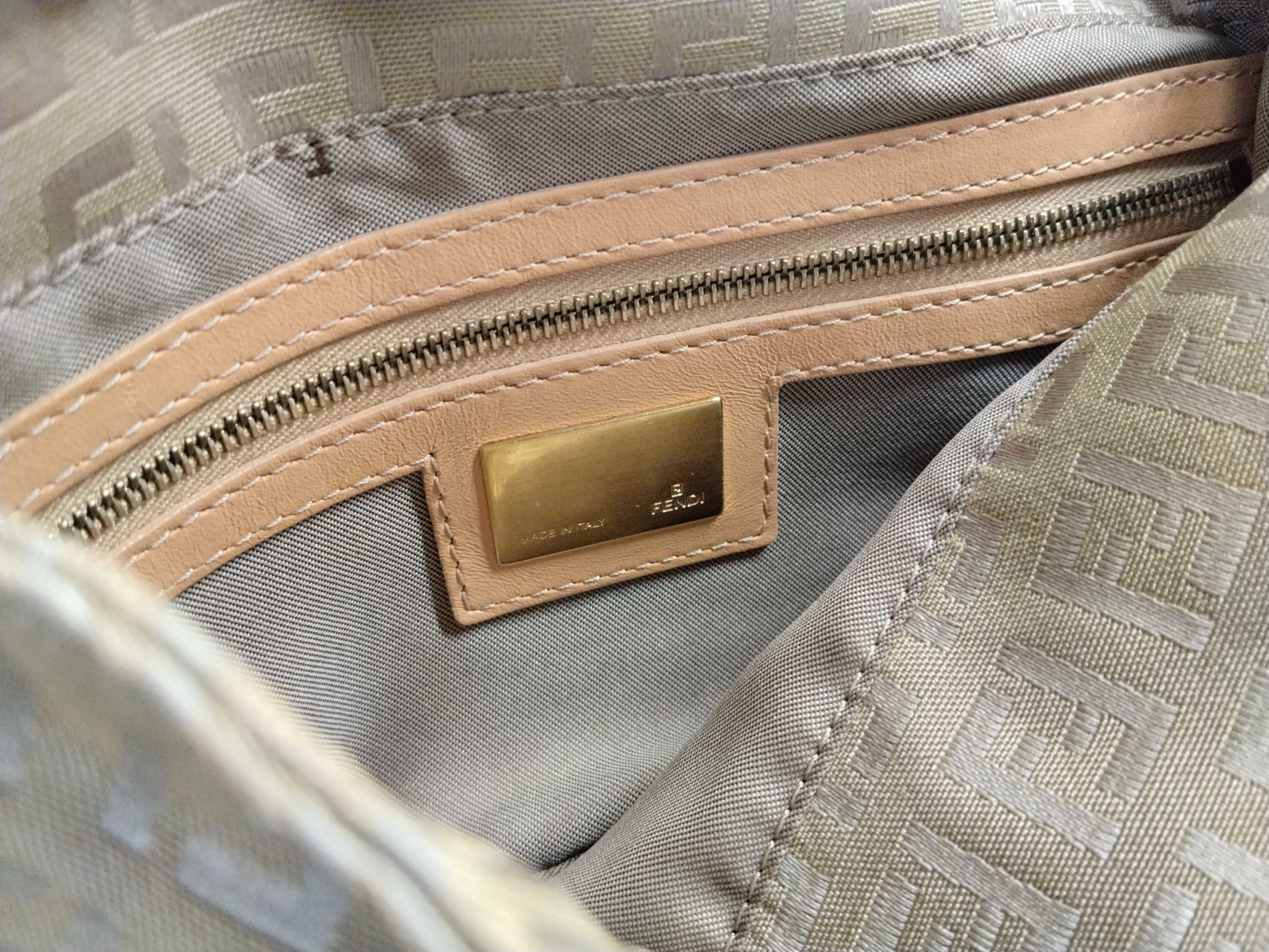 Mamma Fendi Zucca Zucchino Mamma Bucket Green Shoulder Handbag — view 15