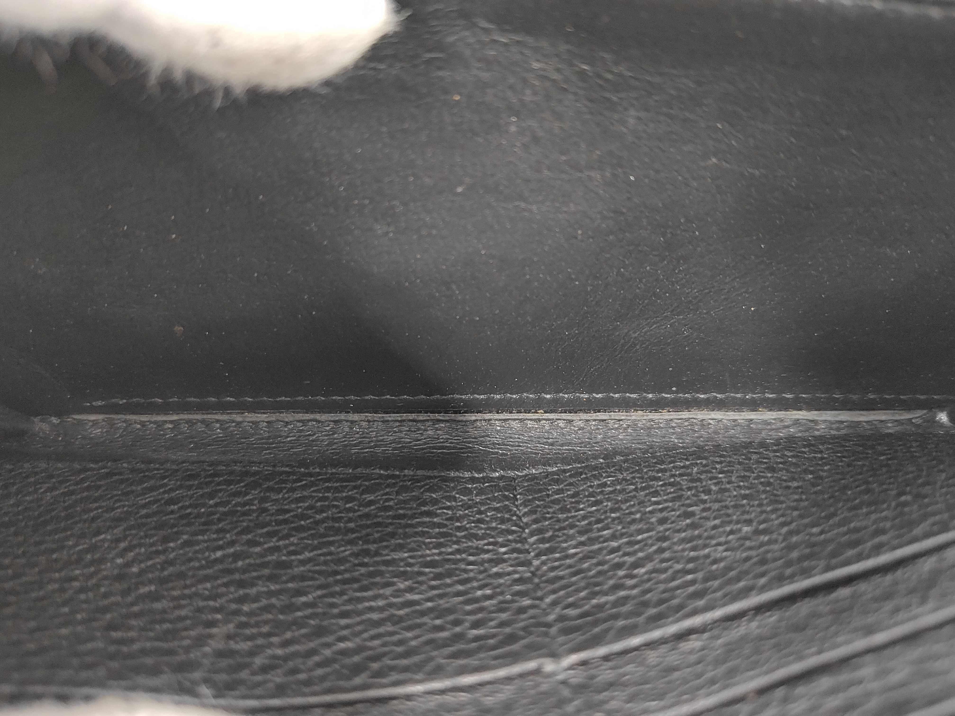 wallet — view 9