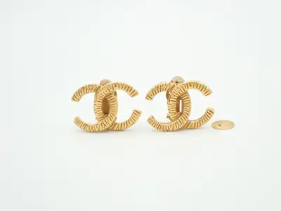 Coco Mark Earrings, Gold Color