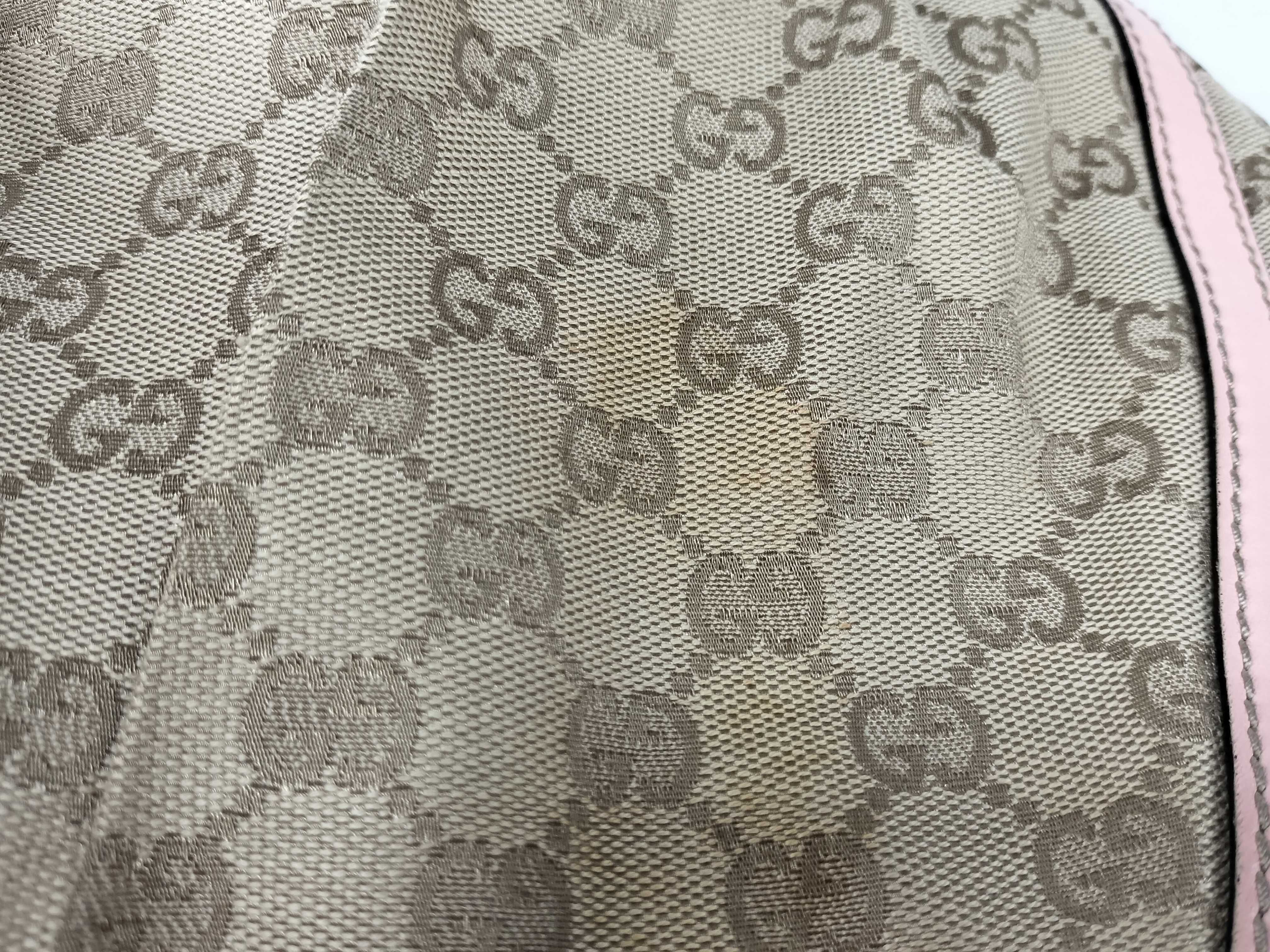 GG Canvas Gucci Bag Shoulder Bag — view 14