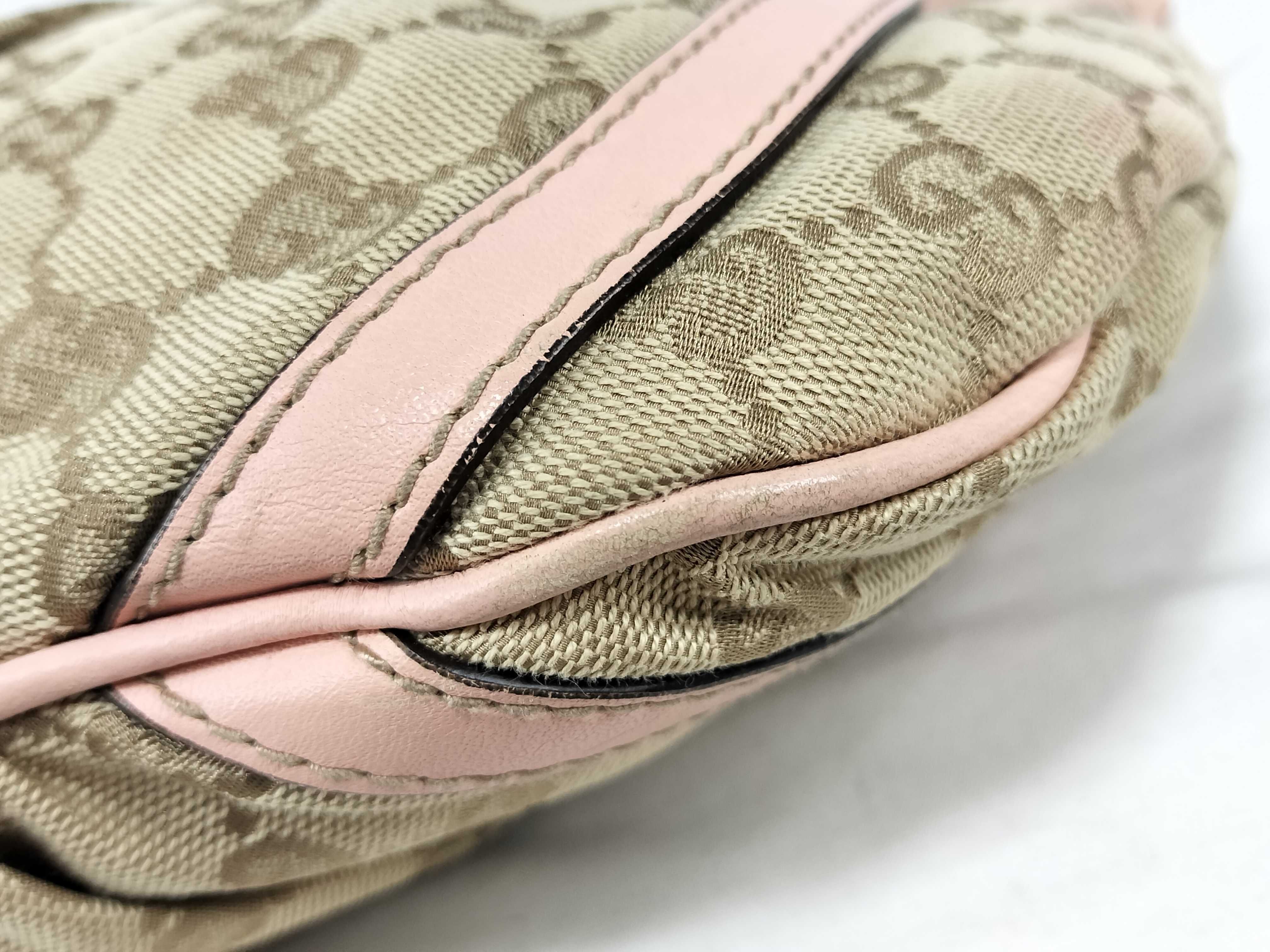 GG Canvas Gucci Bag Shoulder Bag — view 7