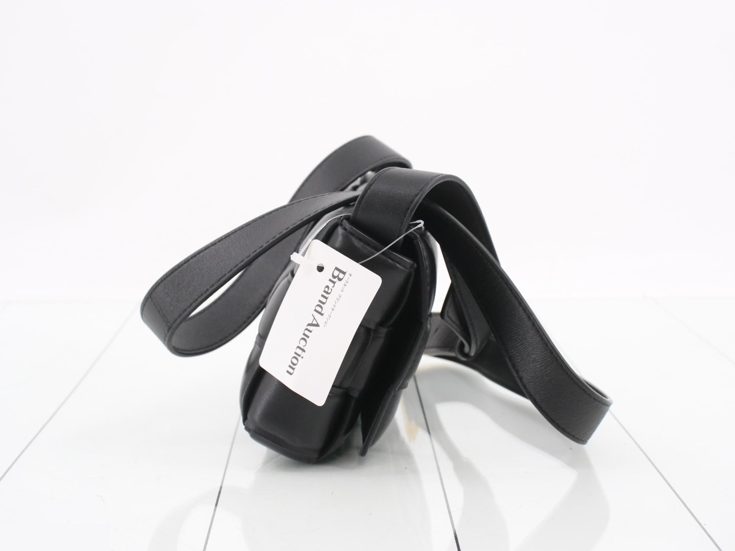 Intrecciato Padded Cassette, Black — view 4