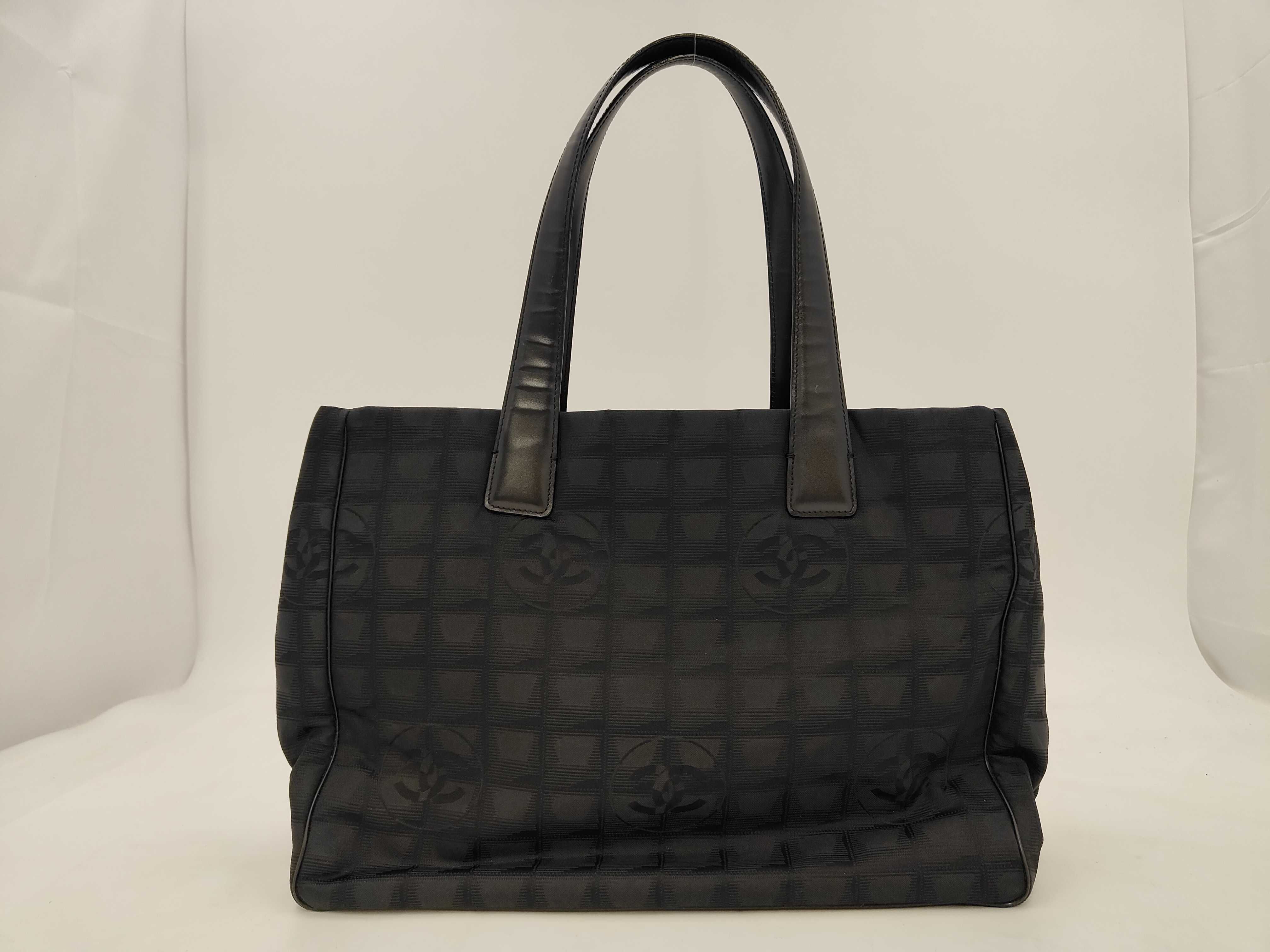 New Travel Line Tote Bag (with serial number sticker)