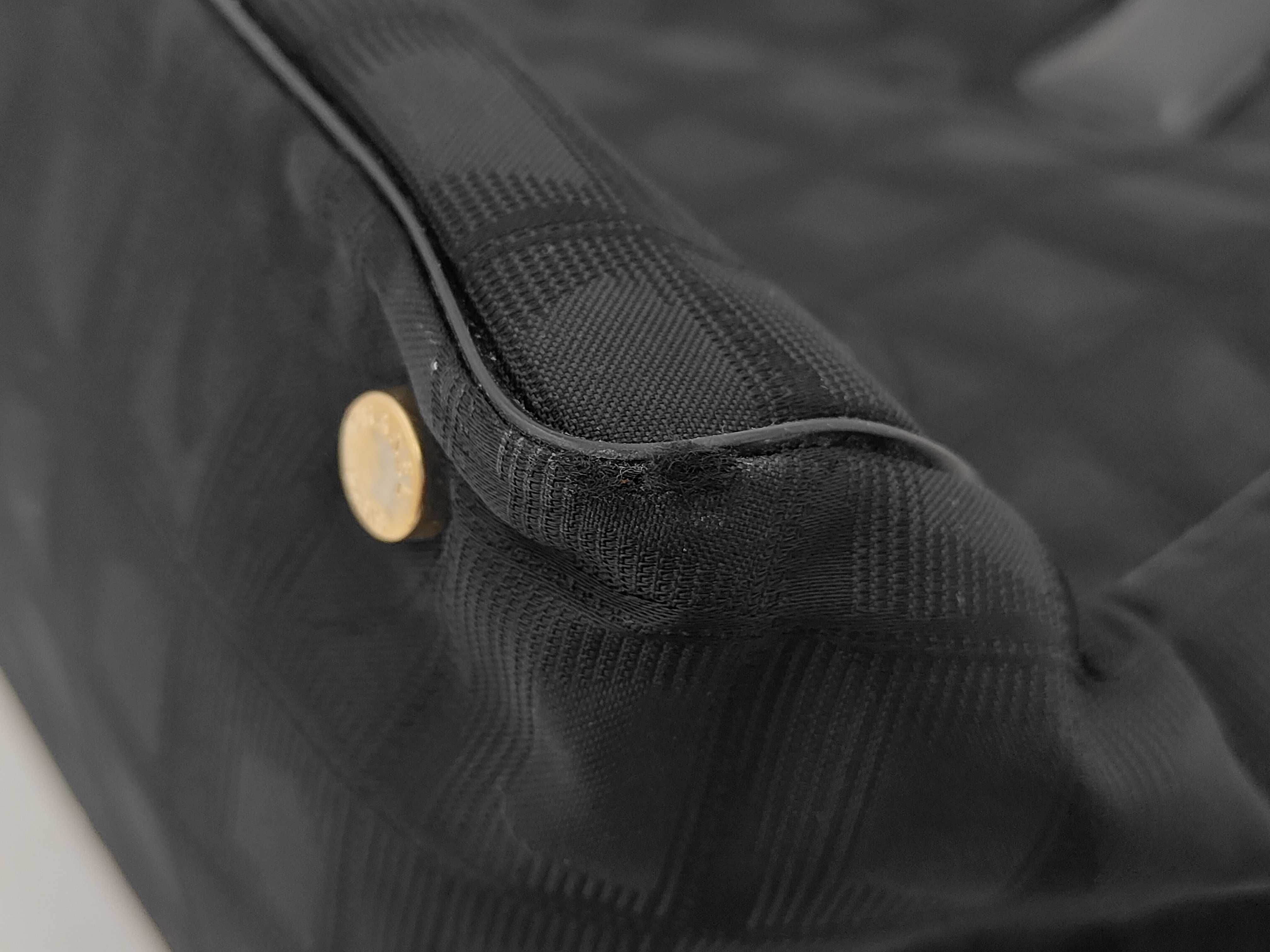 New Travel Line Tote Bag (with serial number sticker) — view 7