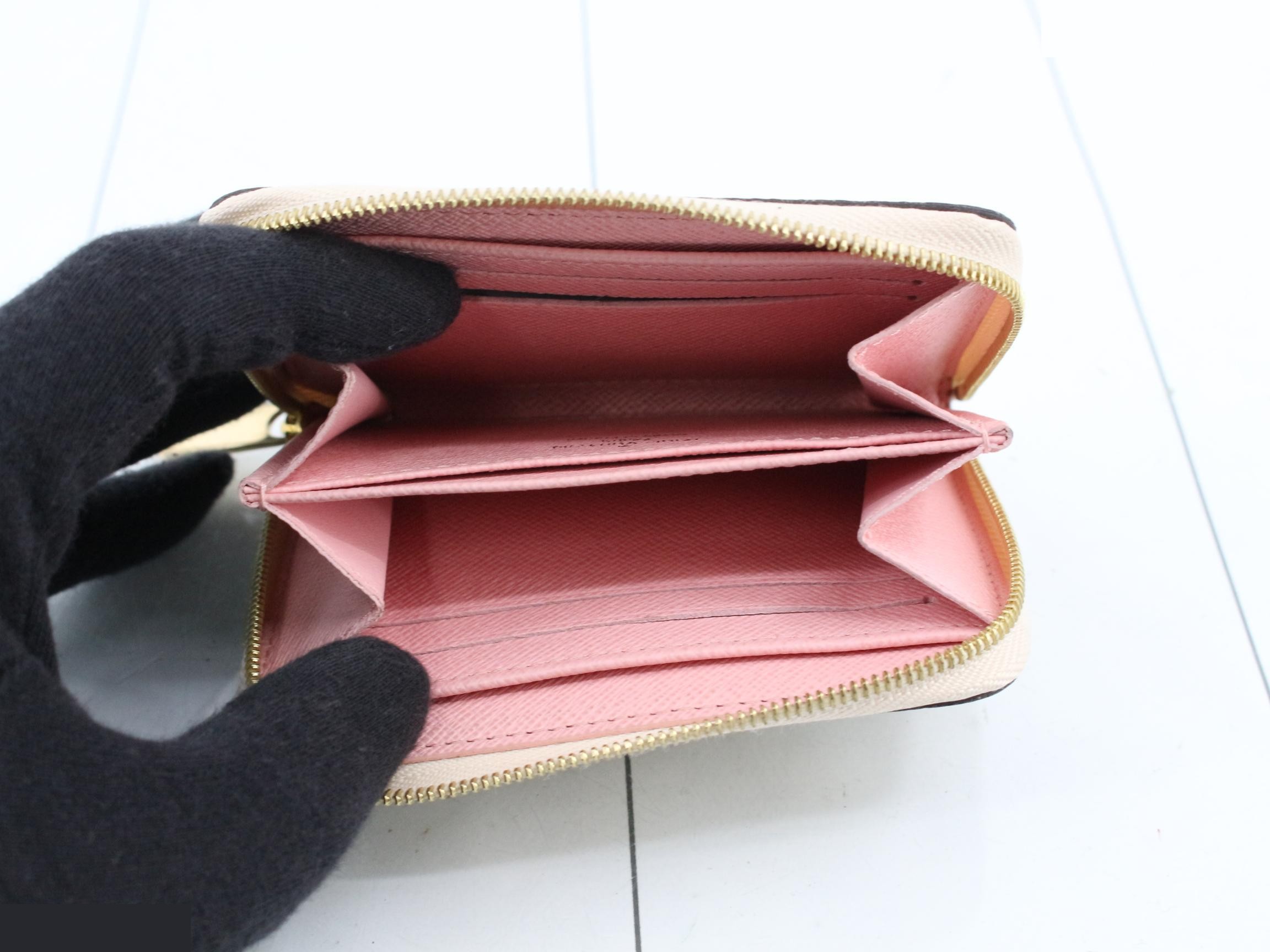 Zippy Wallet — view 4