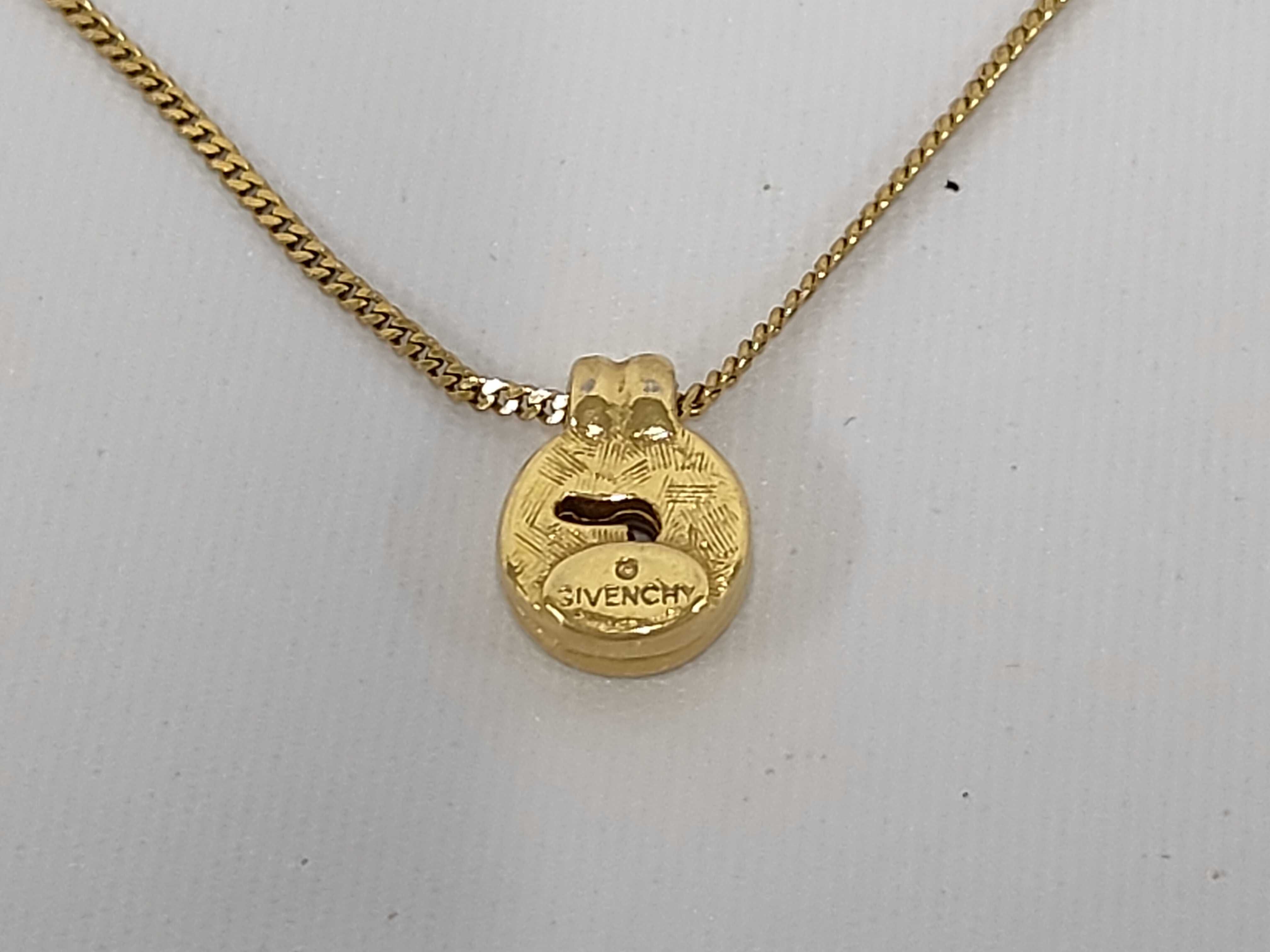 G-logo rhinestone curb chain gold necklace — view 2