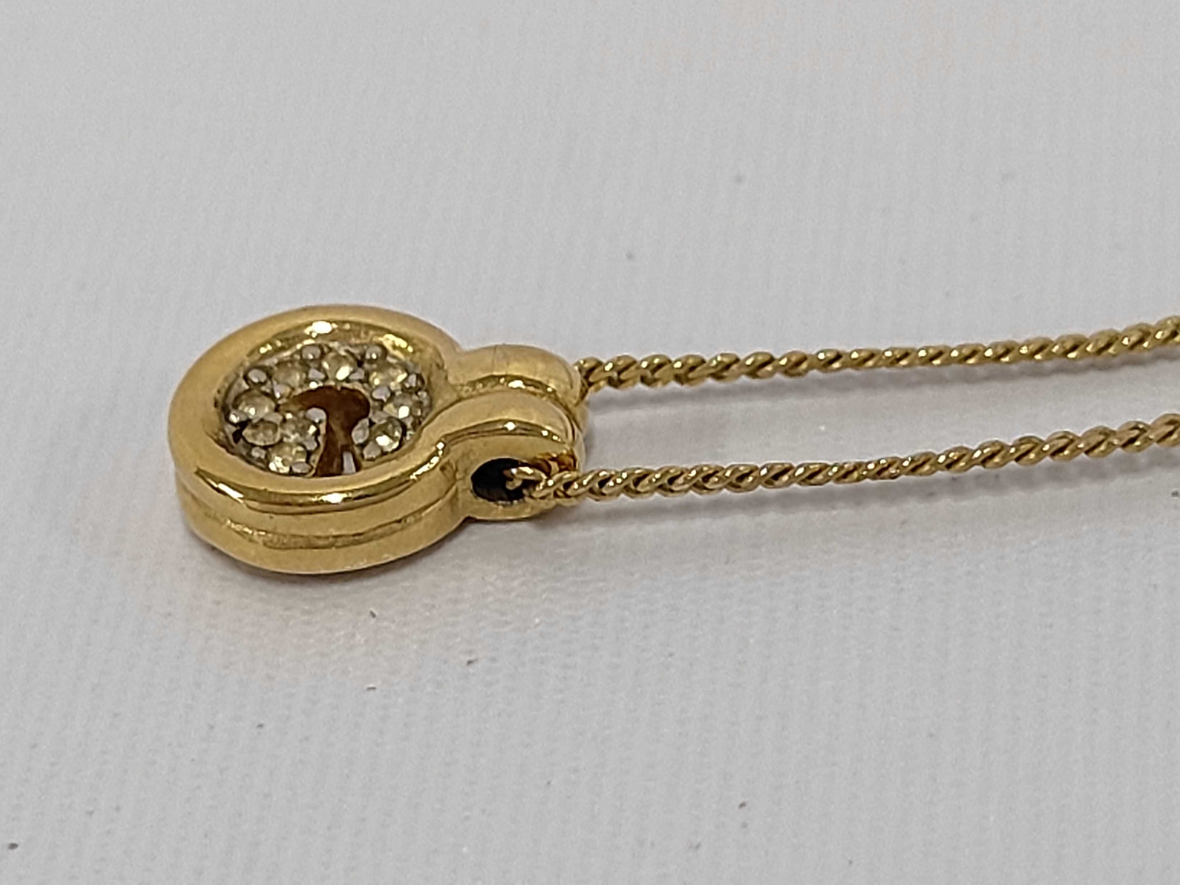 G-logo rhinestone curb chain gold necklace — view 3
