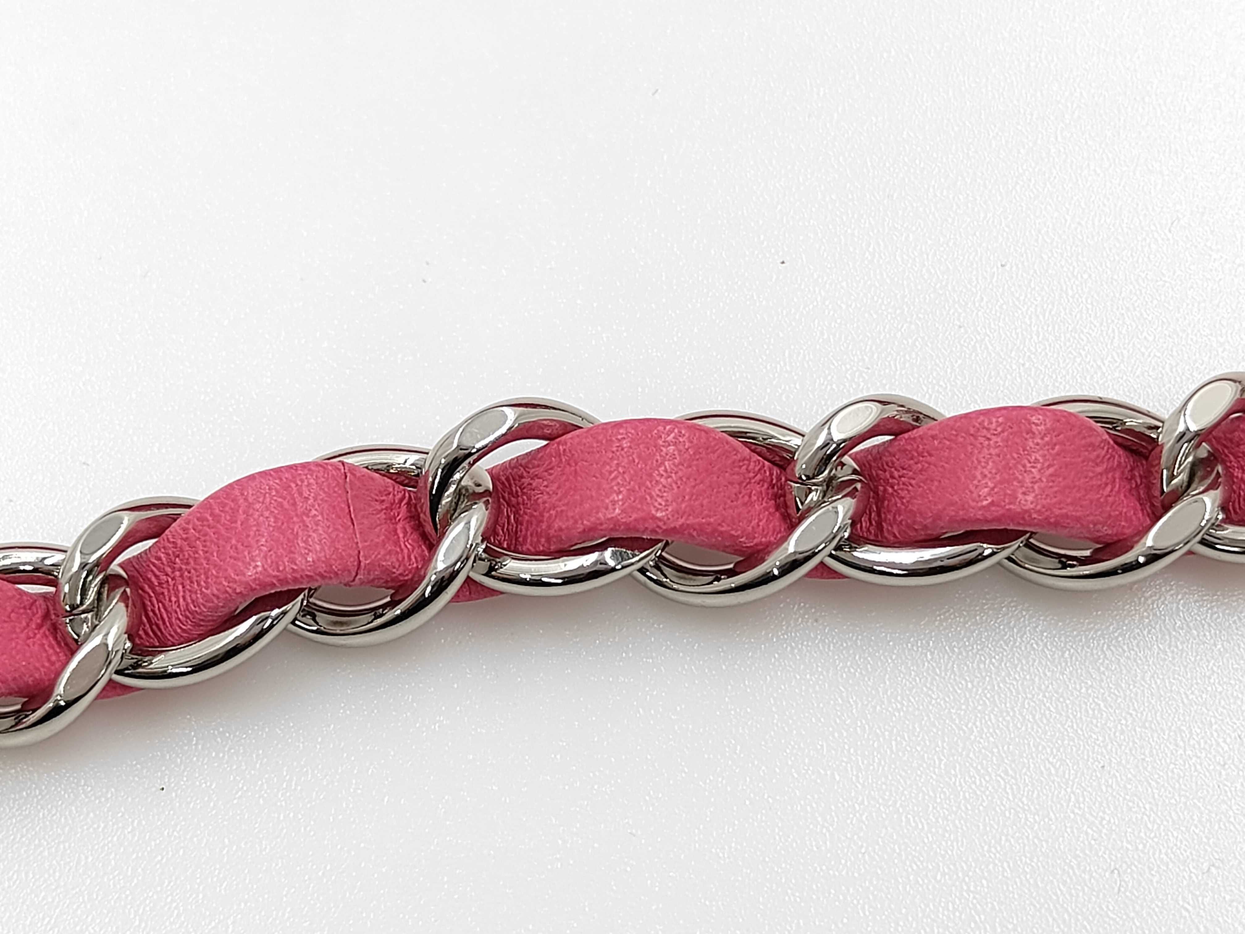 Matelassé 25 Lambskin Pink Silver Hardware Double Flap Shoulder Bag (Serial Number 19) — view 4