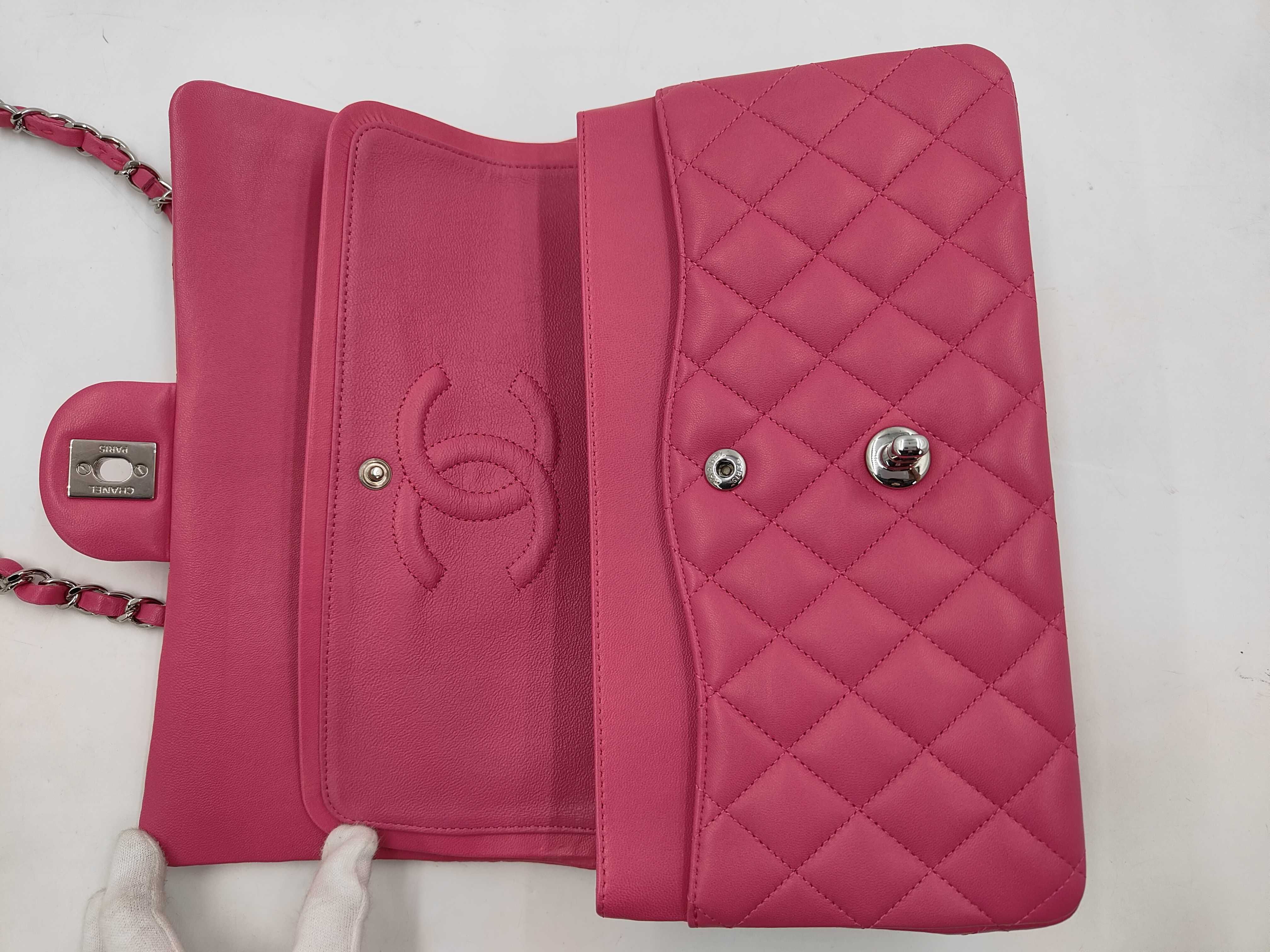 Matelassé 25 Lambskin Pink Silver Hardware Double Flap Shoulder Bag (Serial Number 19) — view 8