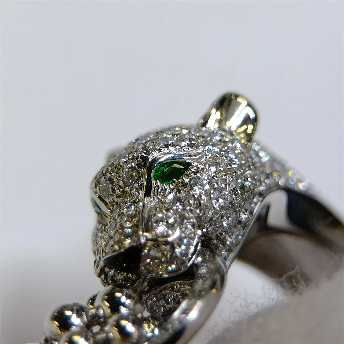 Panthère de Cartier Emerald Onyx Ring 750(WG) 14.3g 56 DAD544 Small stone chip Hallmark — view 5