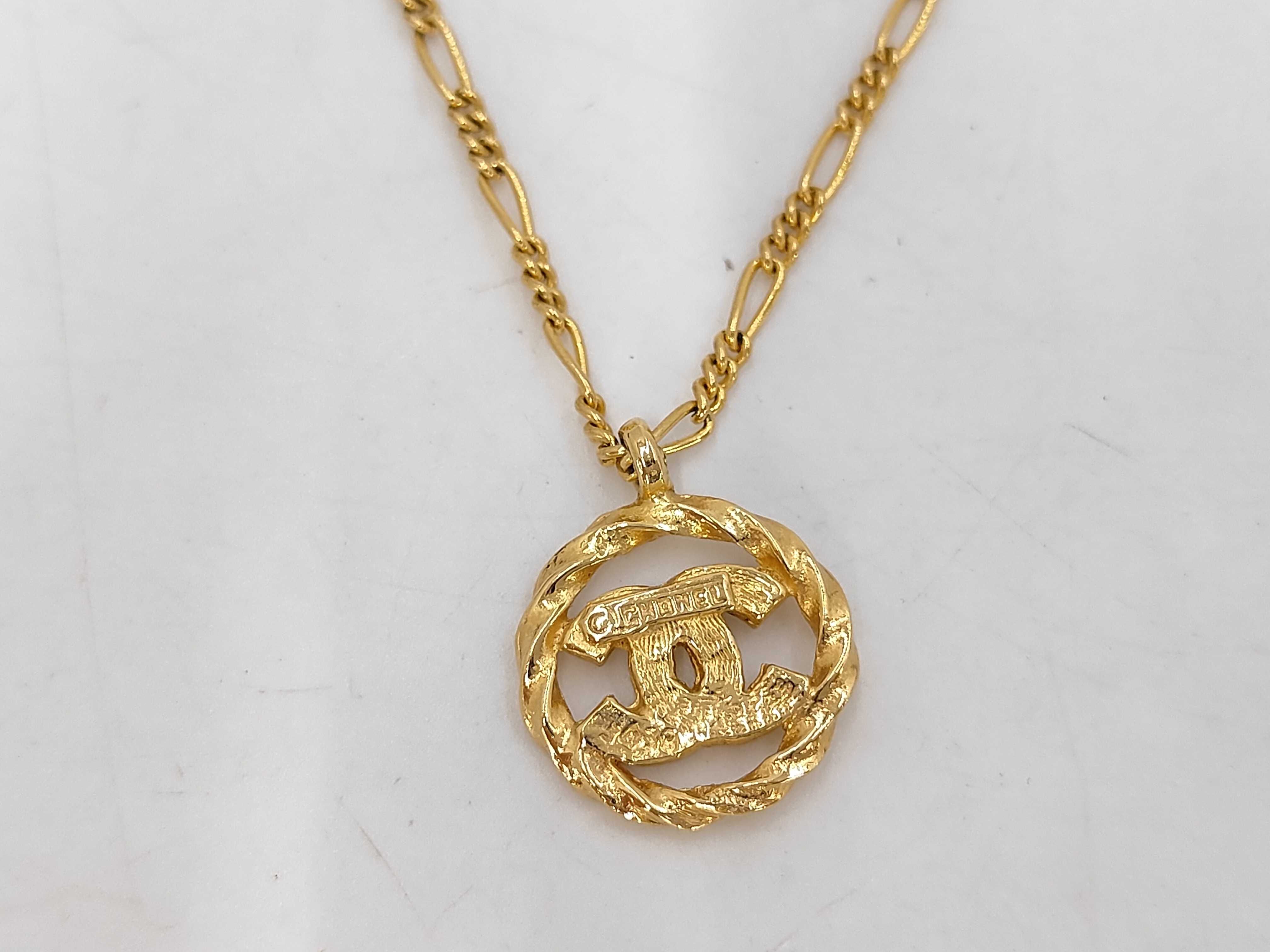 2137 Coco Earrings Necklace — view 2