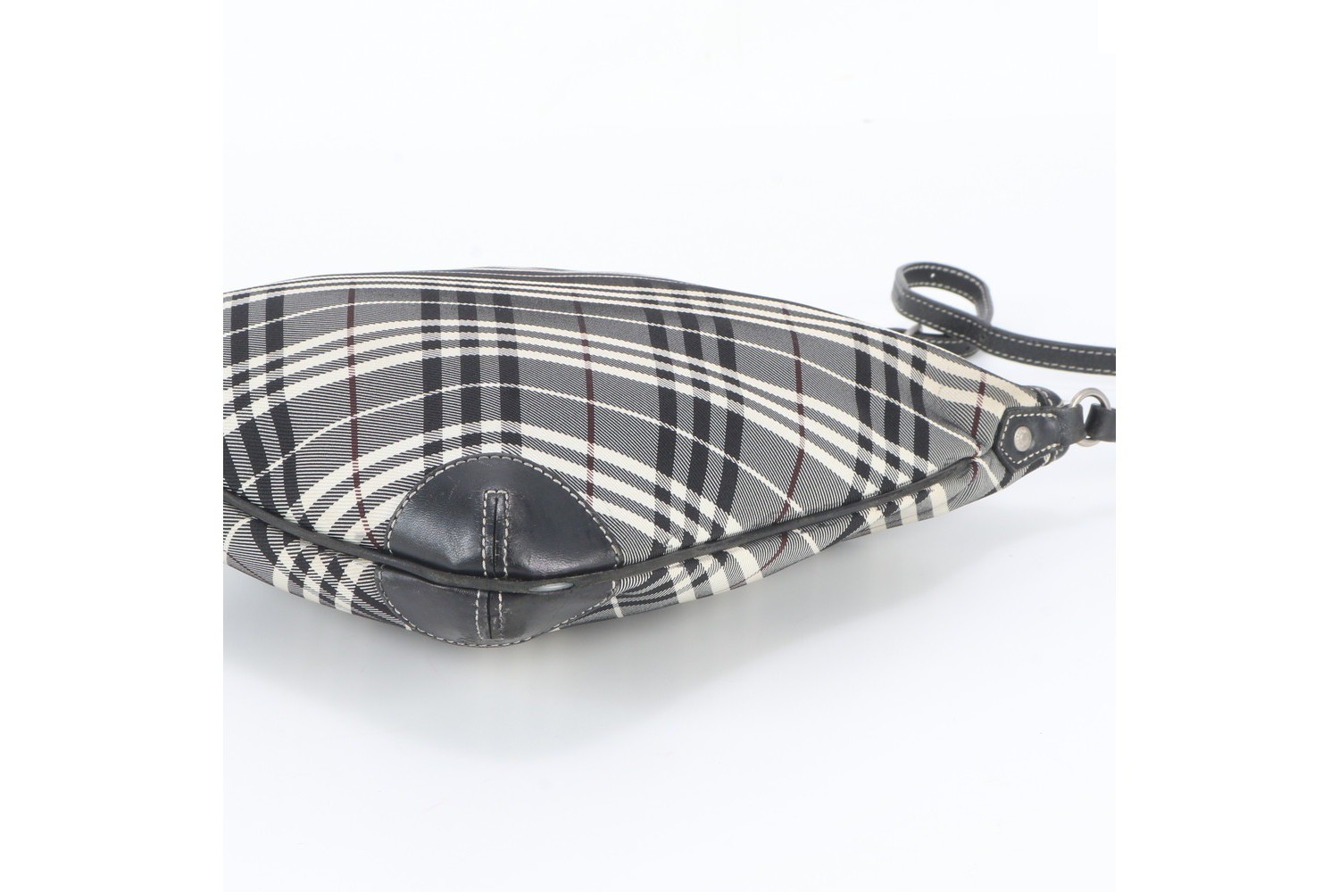 Checkered canvas and leather shoulder bag, crossbody bag. — view 4