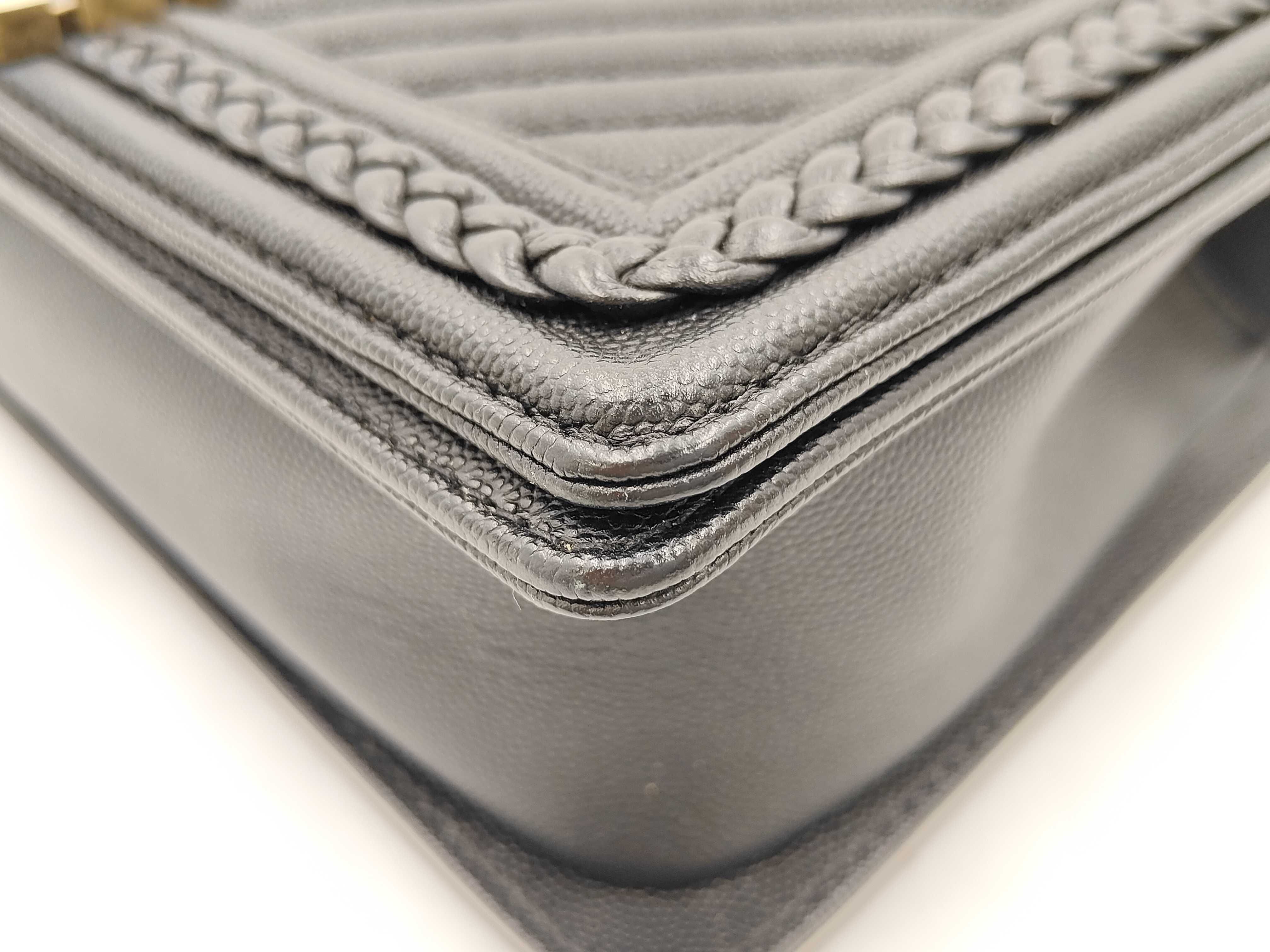 Boy Chanel Chevron Caviar Skin Shoulder Bag (Serial No. 24) — view 7