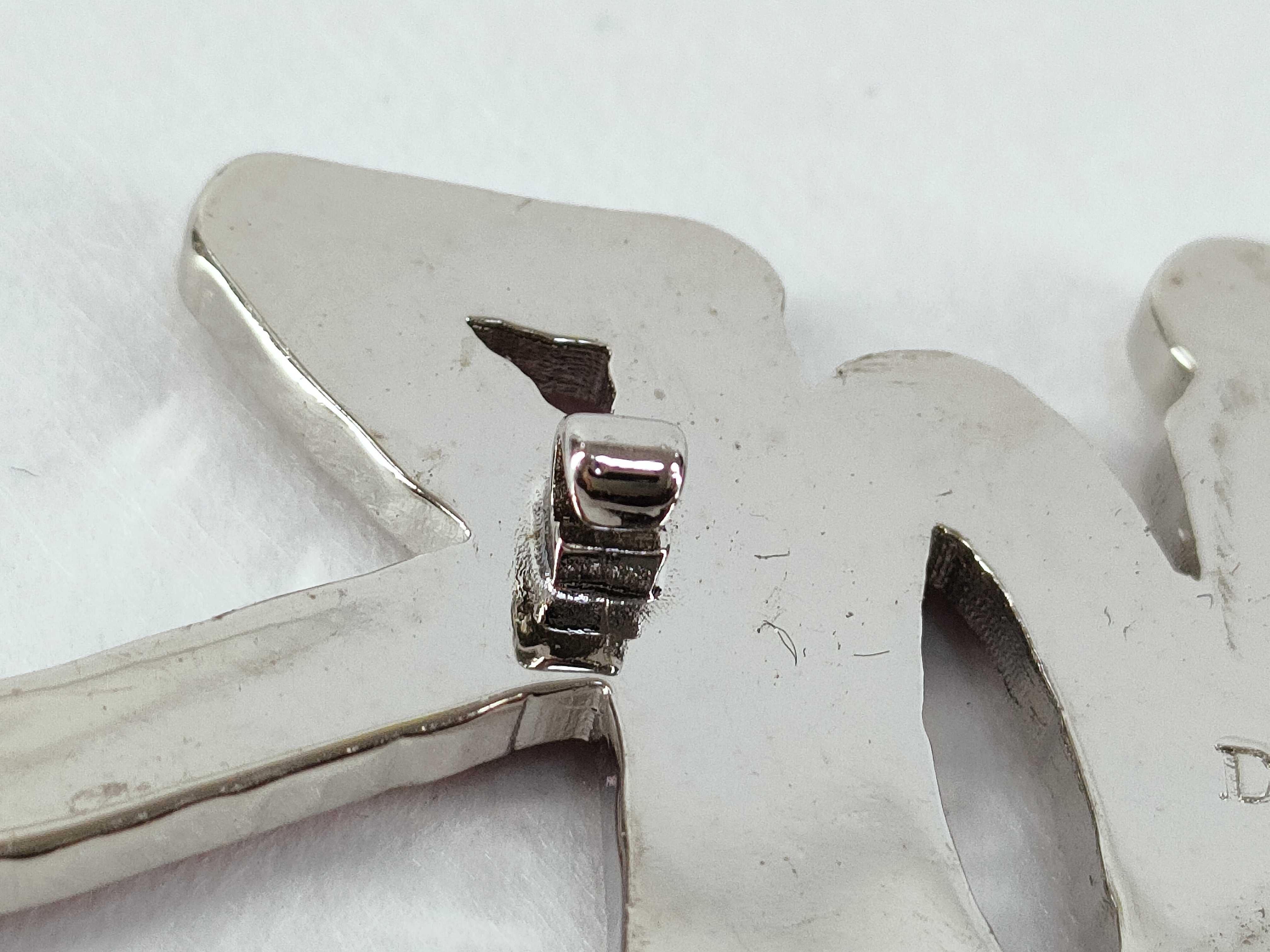 x Stussy collaboration rhinestone brooch — view 6