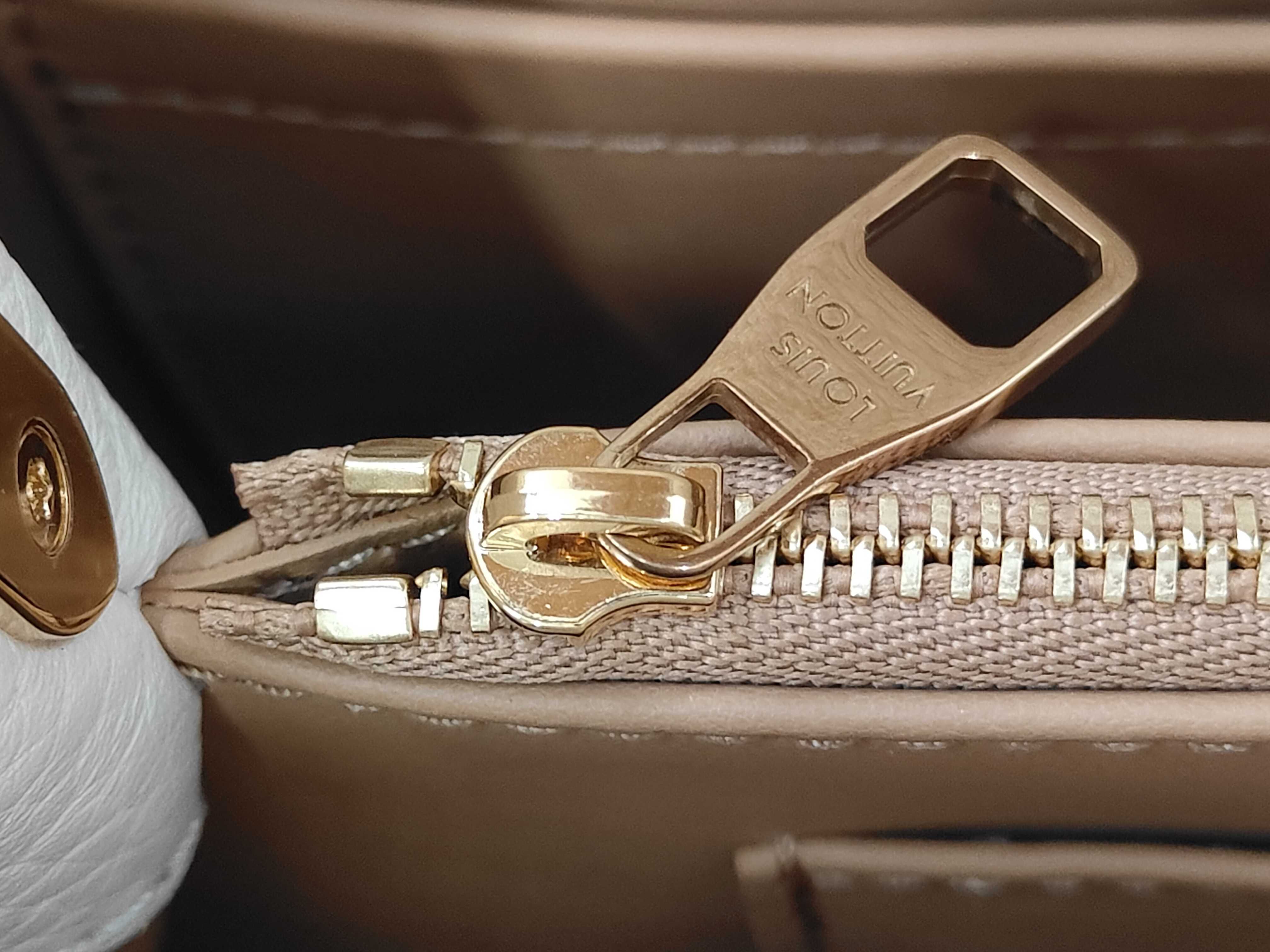 Capucines BB Shoulder Bag — view 11