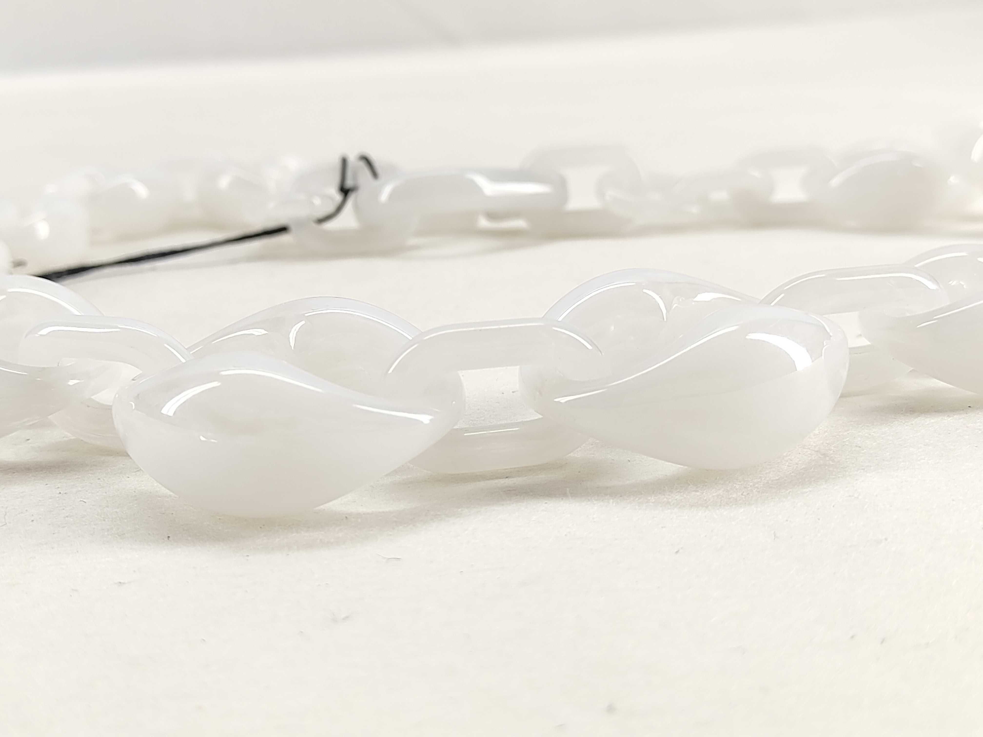 necklace with box — view 7