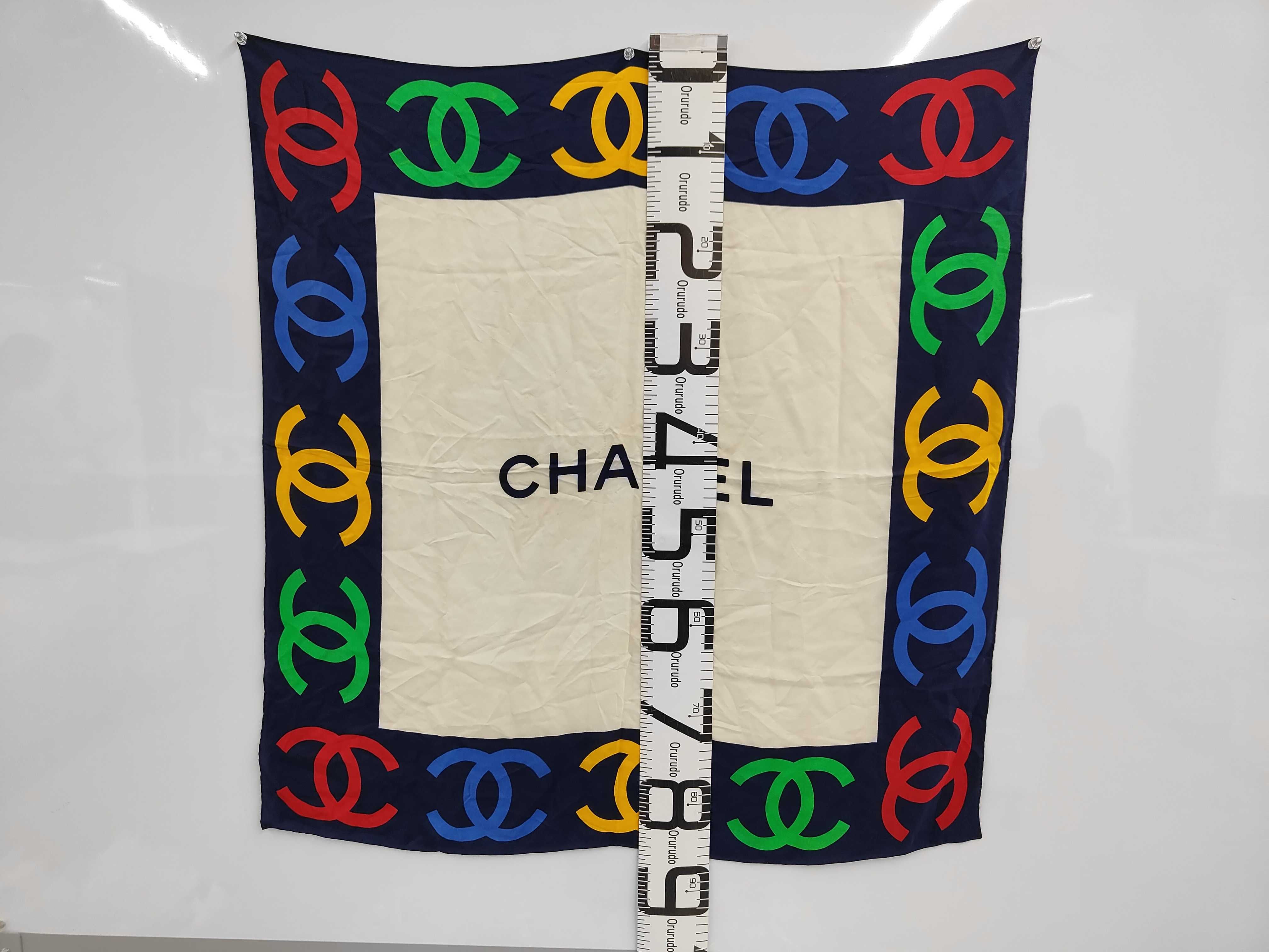 scarf (no tag) and other accessories — view 2