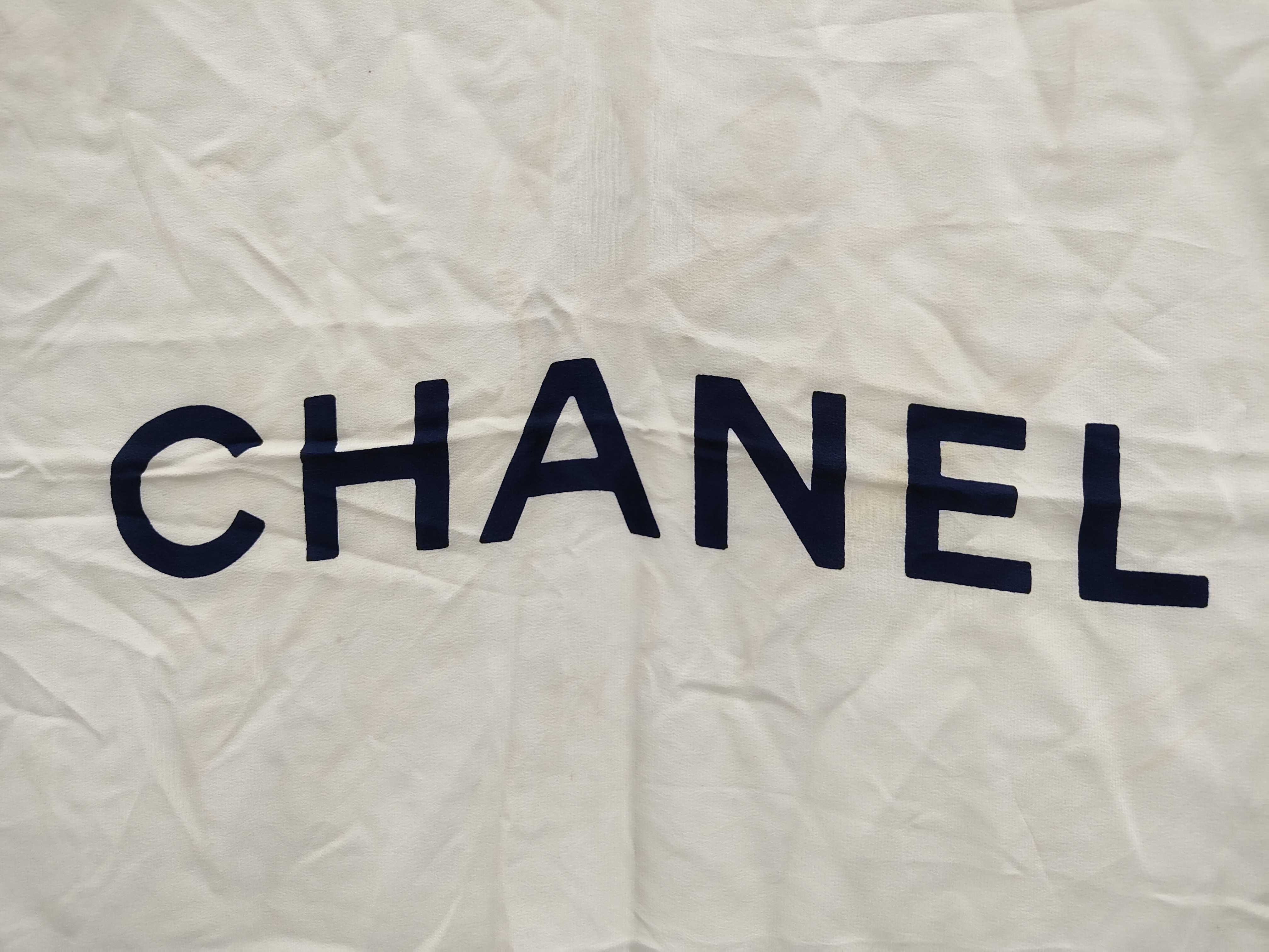 scarf (no tag) and other accessories — view 3