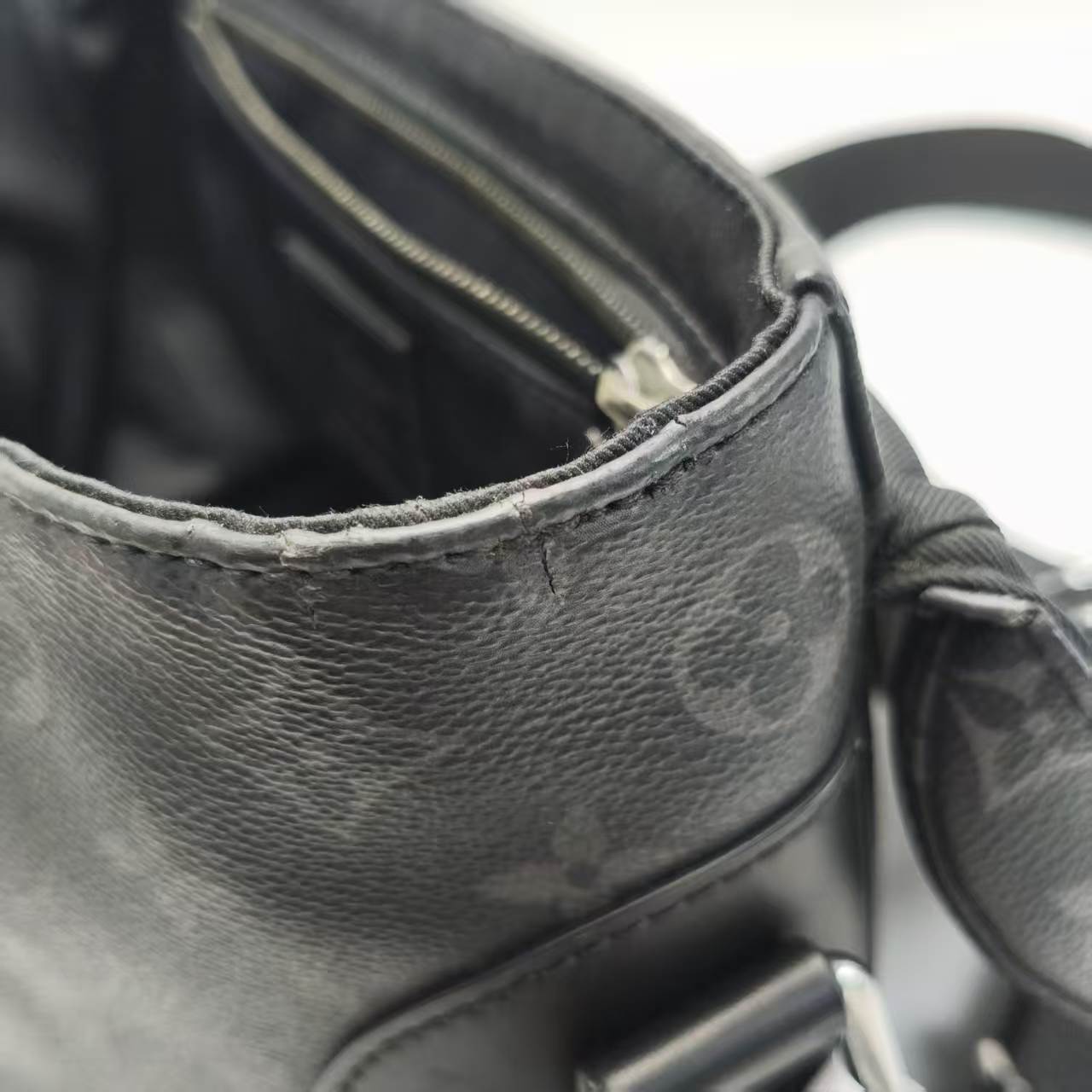【*Shipped from: China*】LOUIS VUITTON PU Shoulder Bag — view 12
