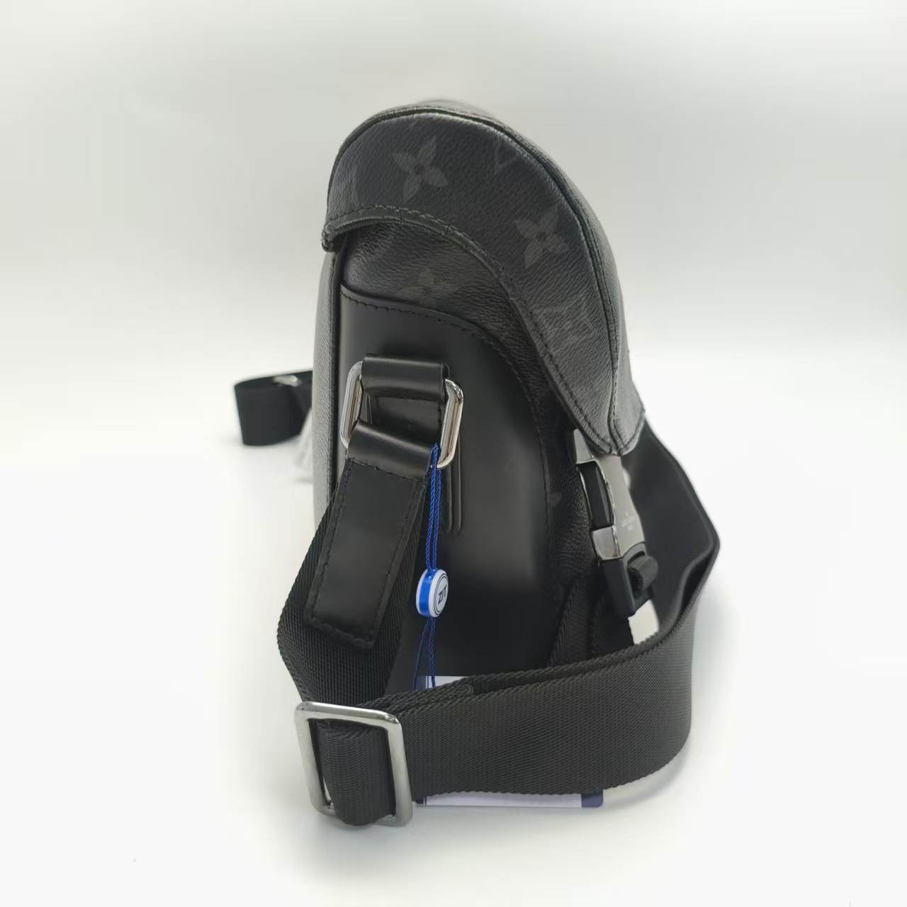 【*Shipped from: China*】LOUIS VUITTON PU Shoulder Bag — view 4