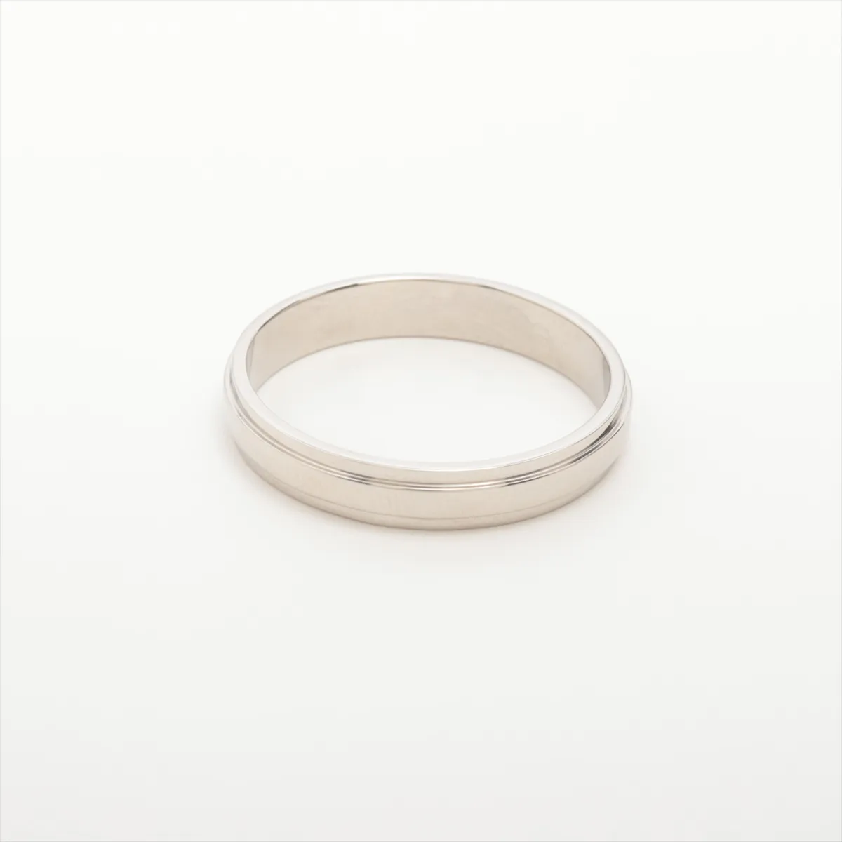 Damour Ring, Pt950, 4.3g, Size 56, EWE927 — view 2