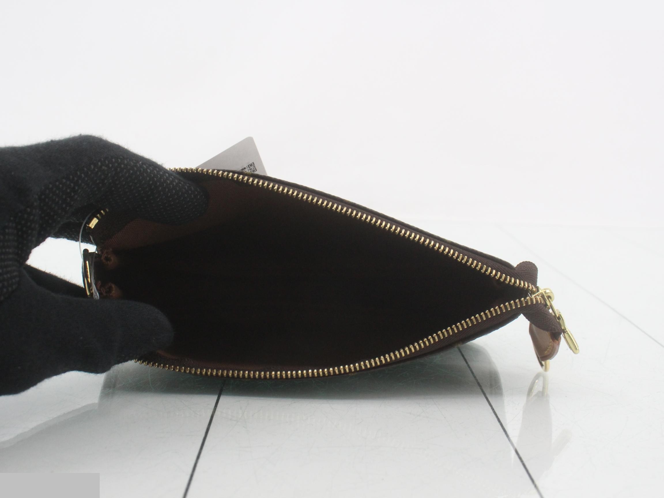Mini Pochette Accessoires — view 4