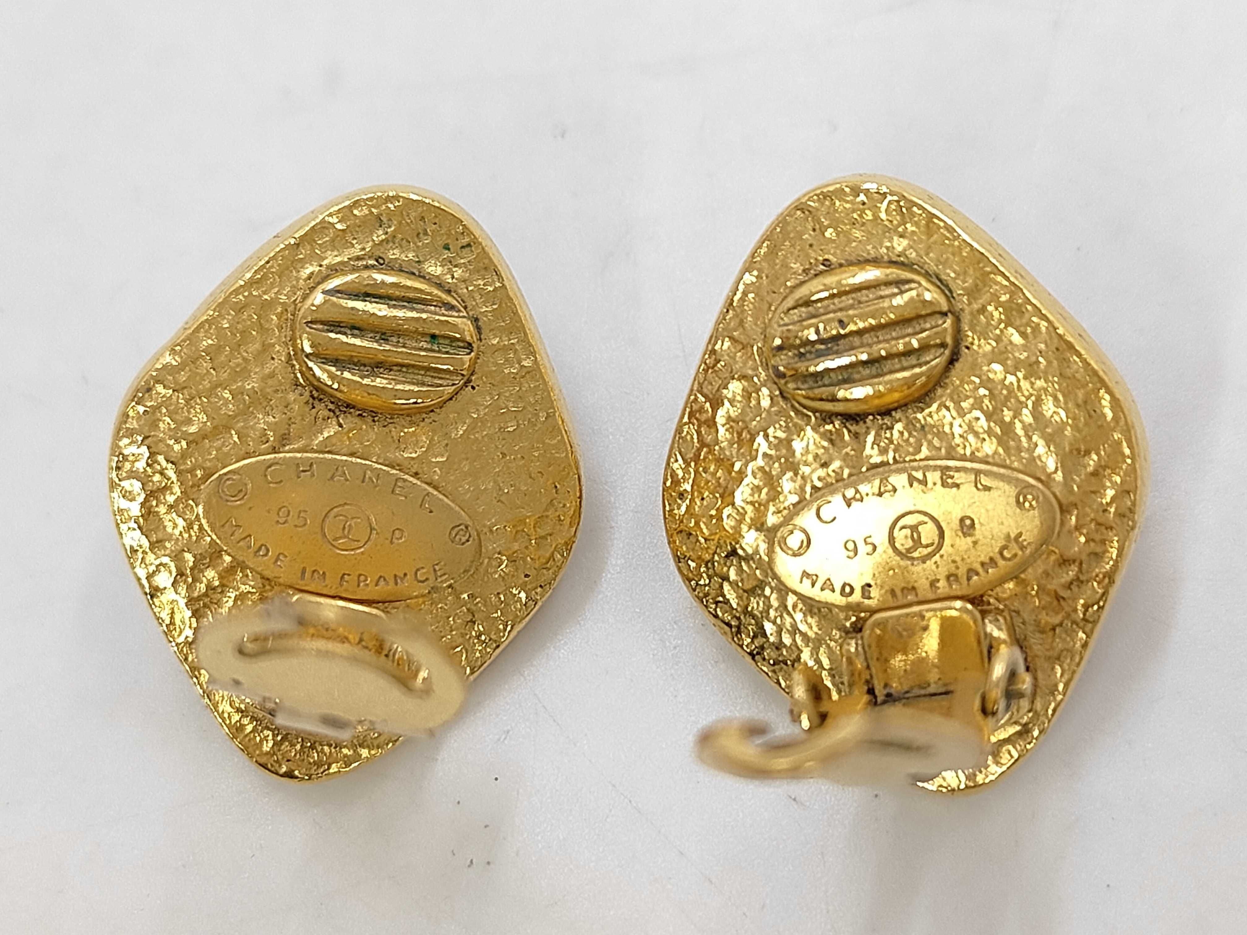 Square Coco Yellow Gold Earrings — view 2