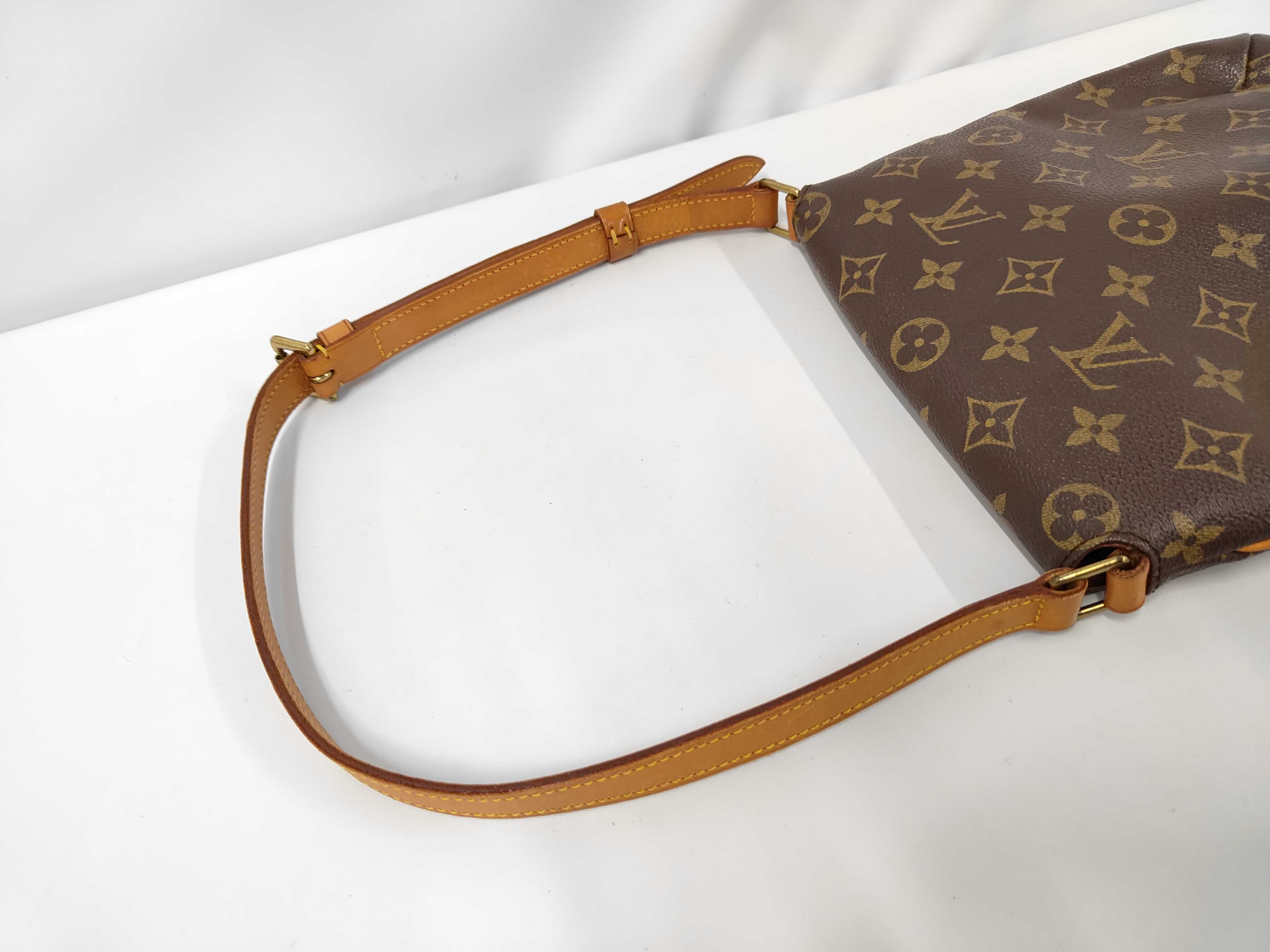 M51258 / Bag, Shoulder Bag — view 5