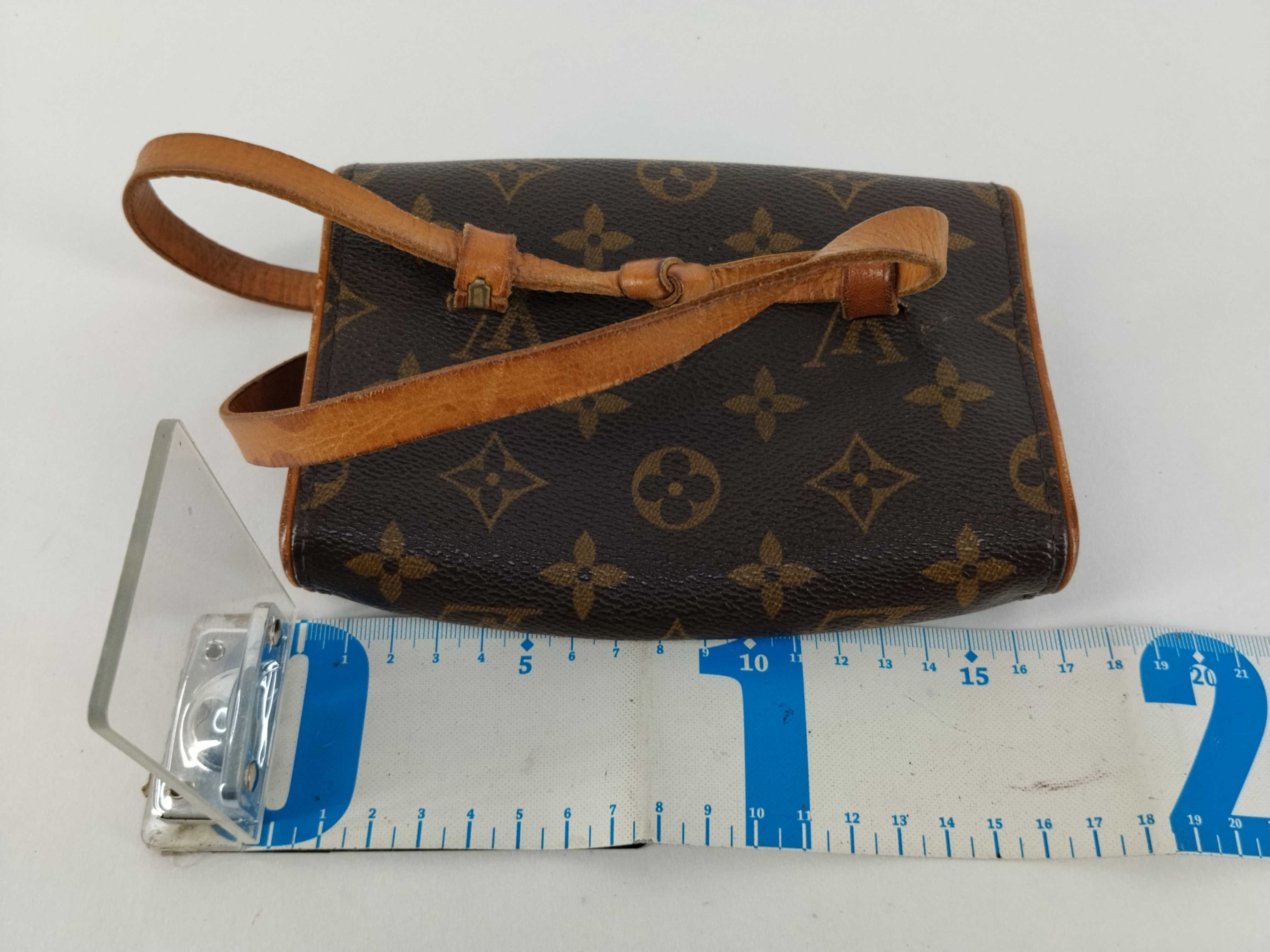 Monogram Louis Vuitton Pochette Florentine Shoulder Bag — view 2