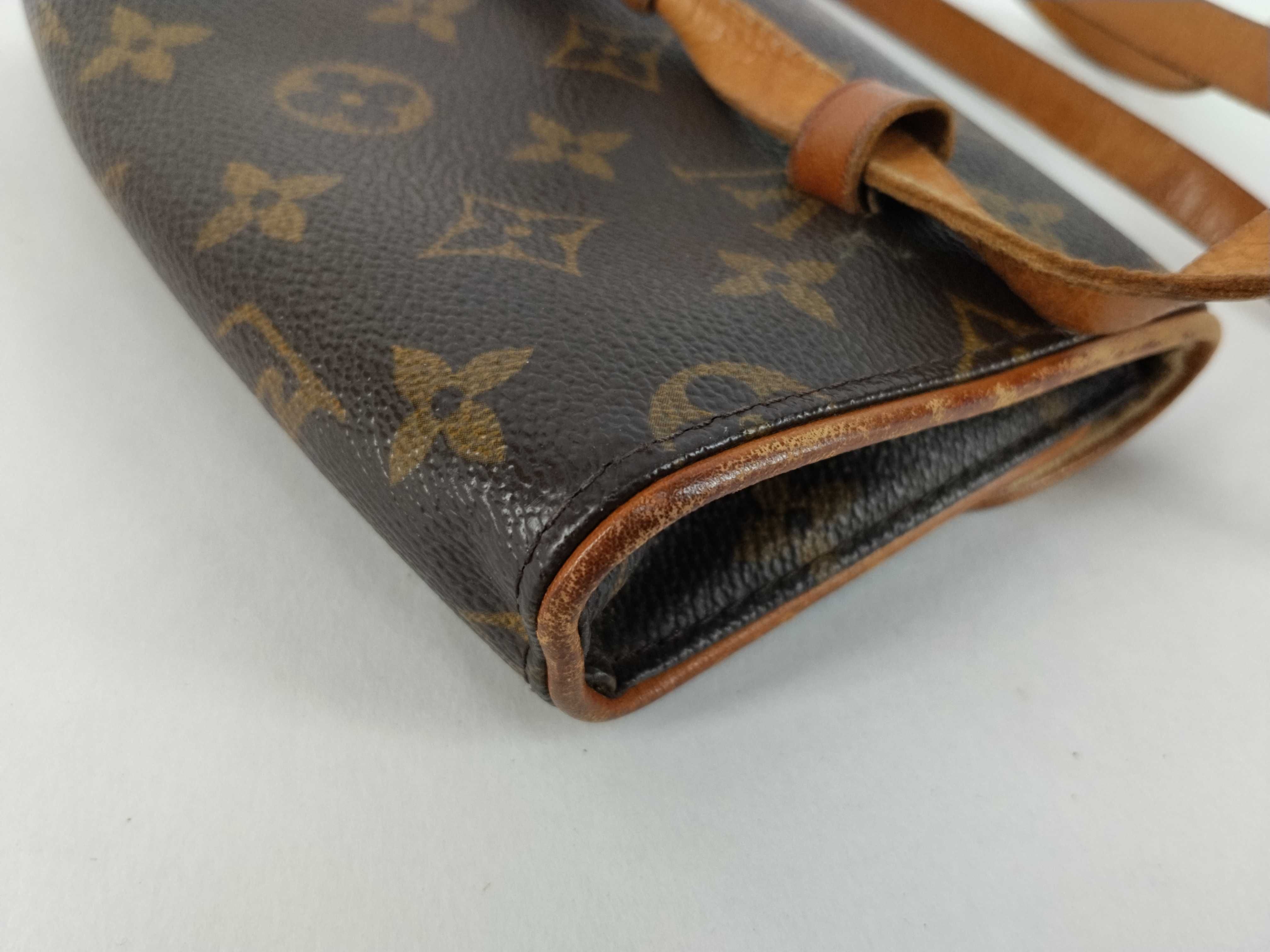 Monogram Louis Vuitton Pochette Florentine Shoulder Bag — view 6