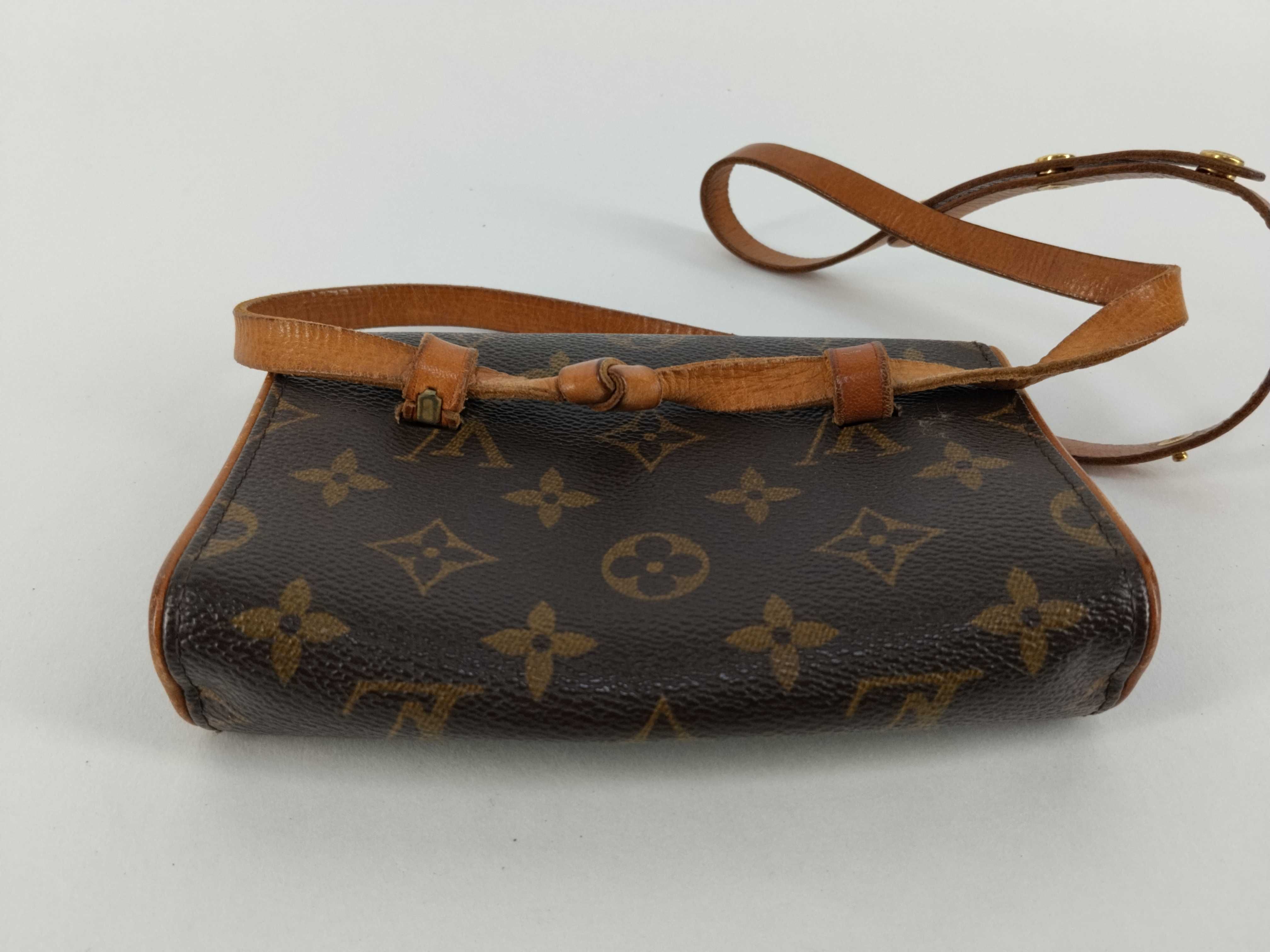 Monogram Louis Vuitton Pochette Florentine Shoulder Bag — view 7