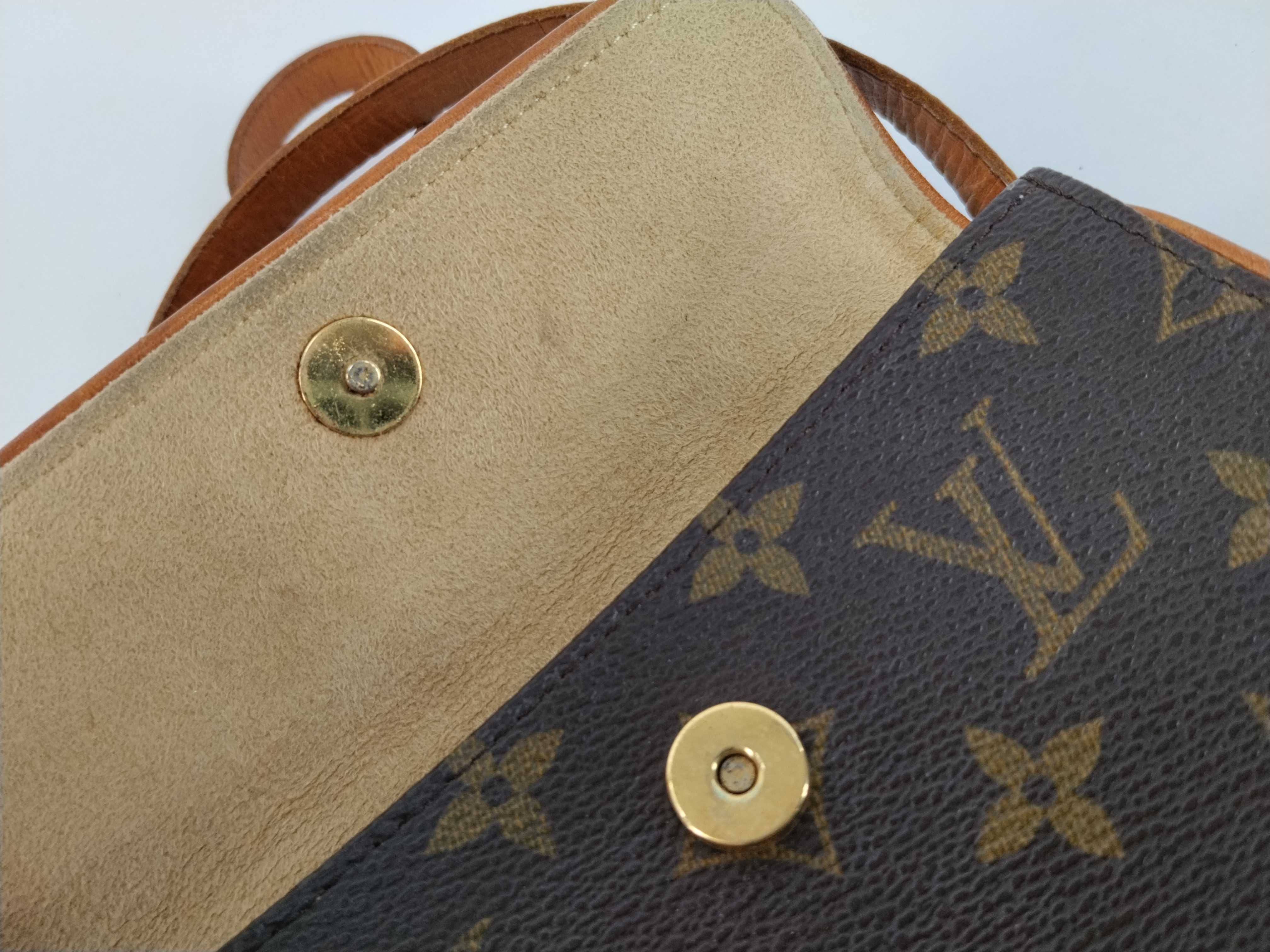 Monogram Louis Vuitton Pochette Florentine Shoulder Bag — view 8