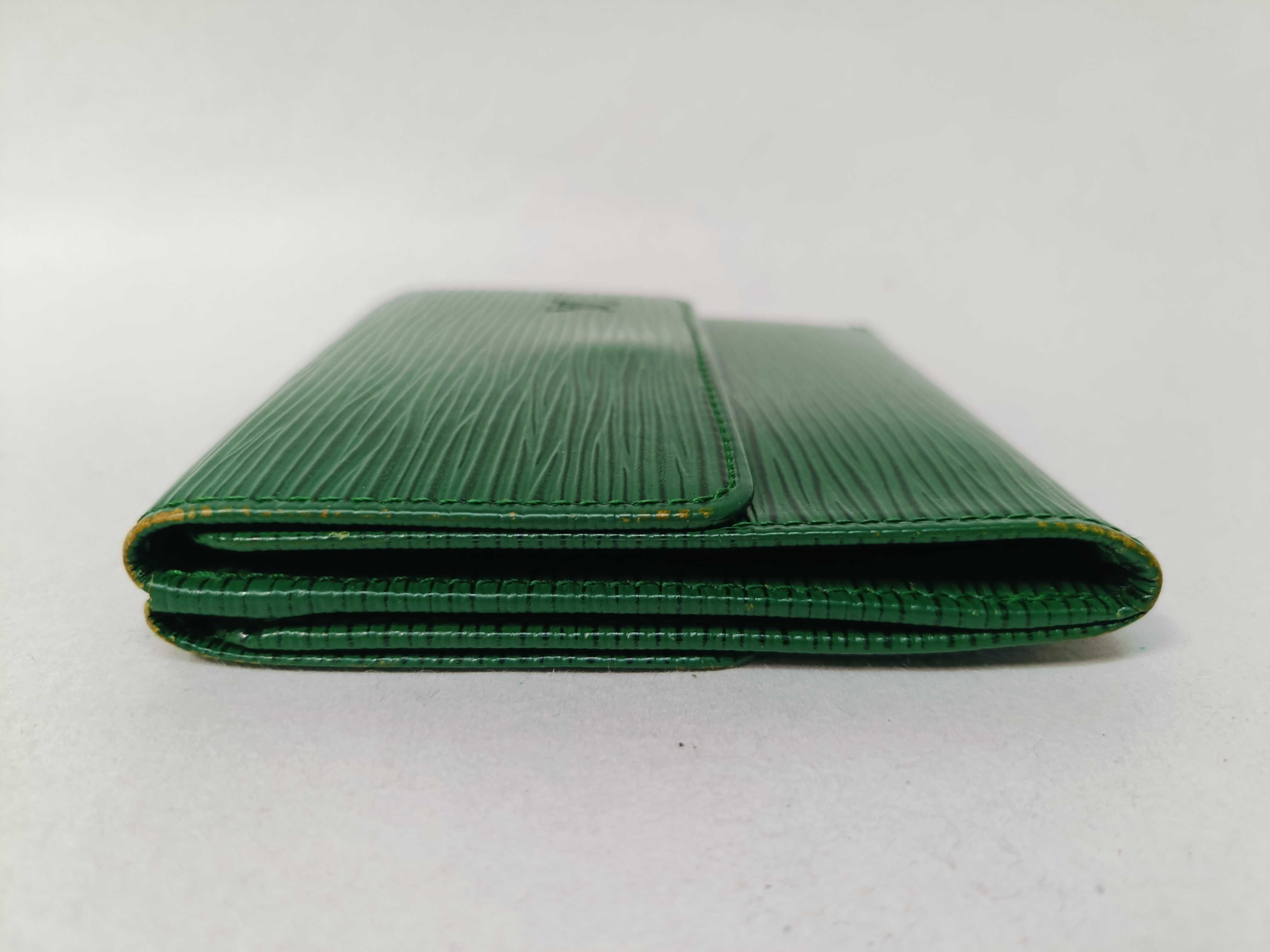 Epi Leather Double Snap Closure Borneo Wallet — view 3