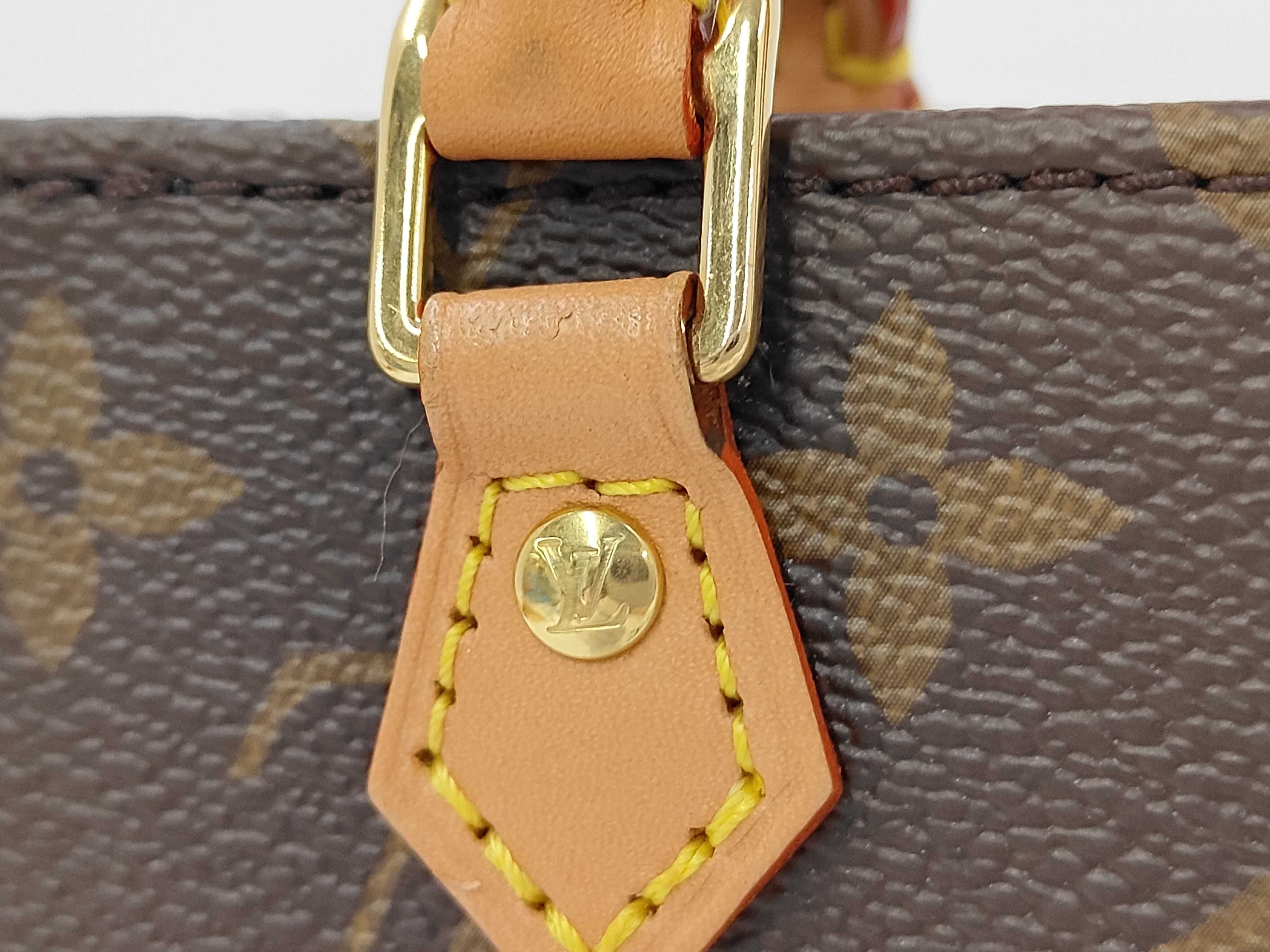 LV M81295 Monogram Petite Sac Plat Bag — view 3