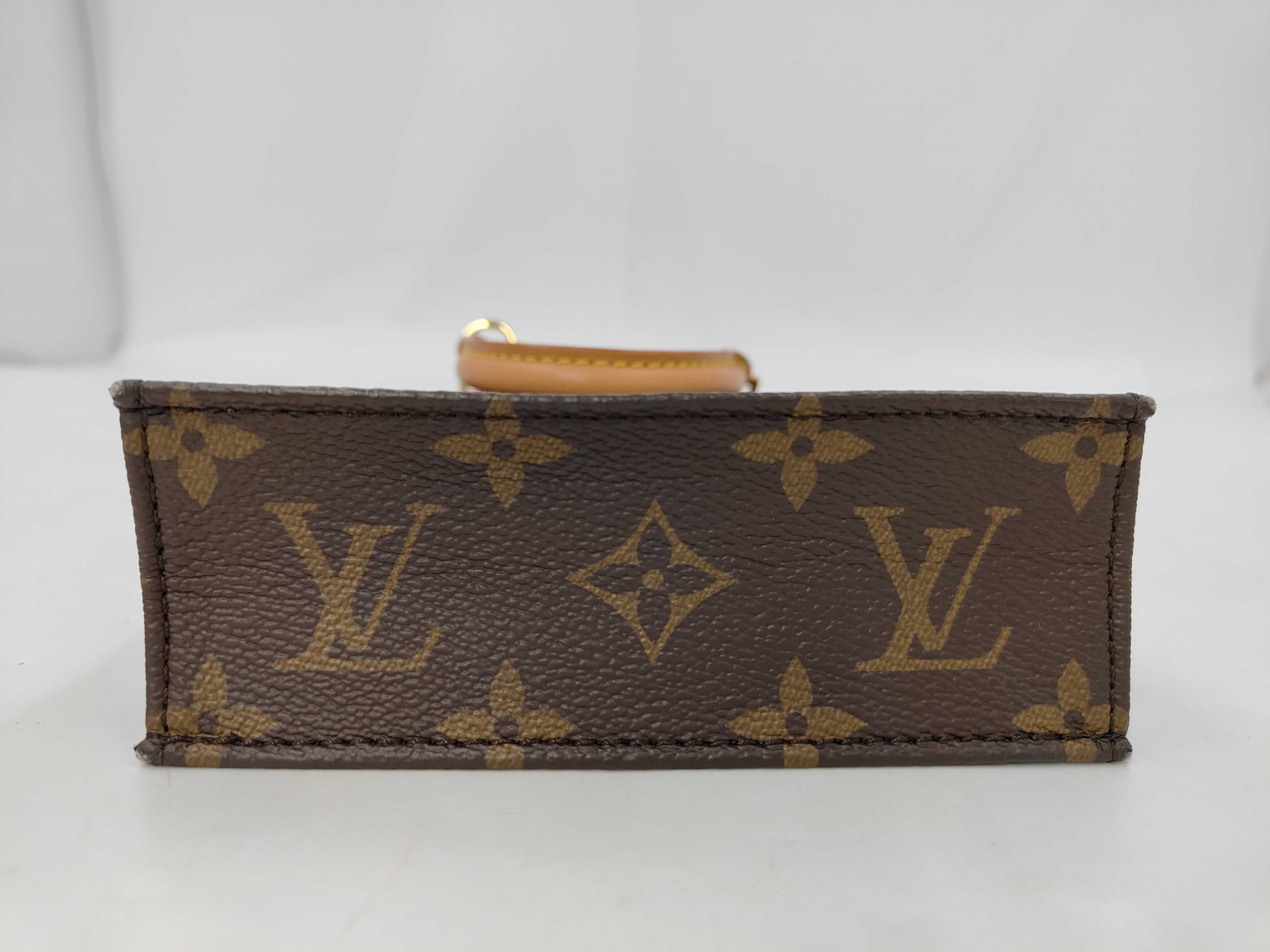 LV M81295 Monogram Petite Sac Plat Bag — view 9