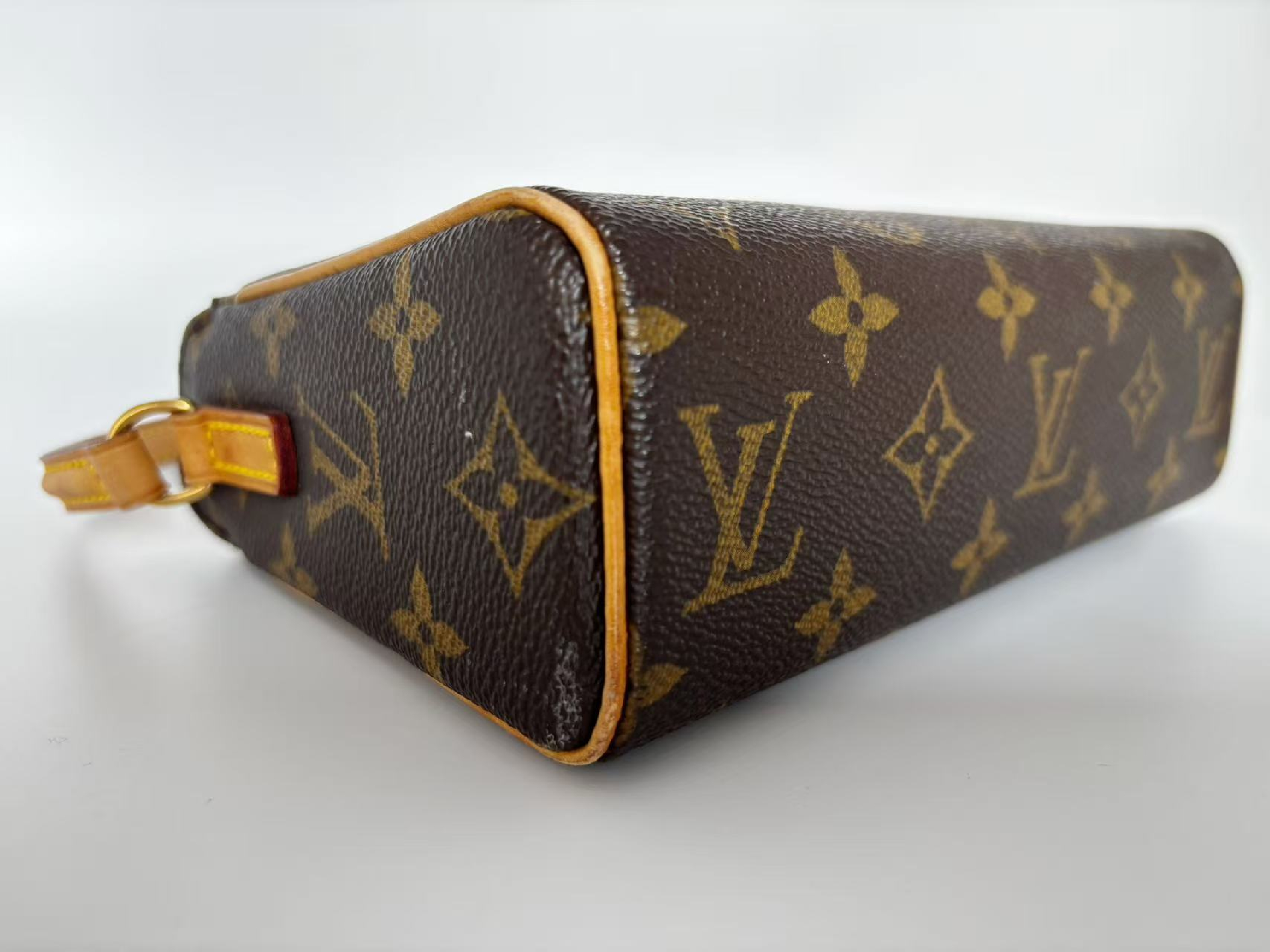 M51900 Monogram (Bag) Shoulder Bag — view 7