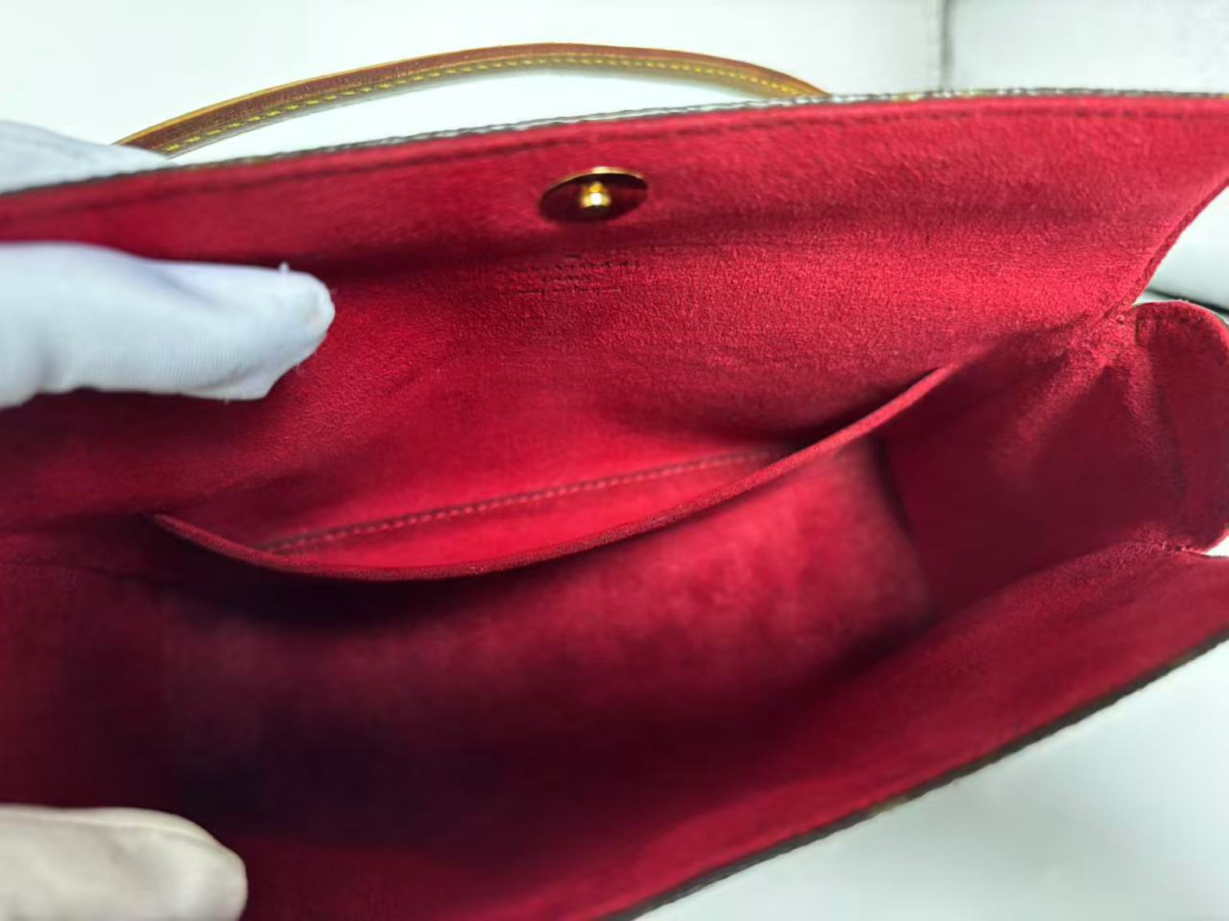 M51900 Monogram (Bag) Shoulder Bag — view 9