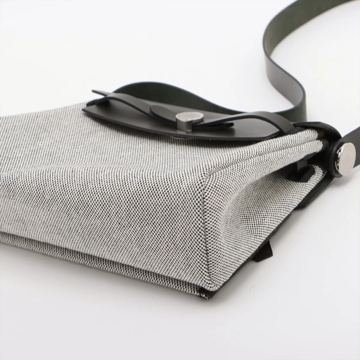 Ale Bag Zip 20 Mini Toile Ash x Vash Hunter Green Silver Hardware G:2026 — view 3