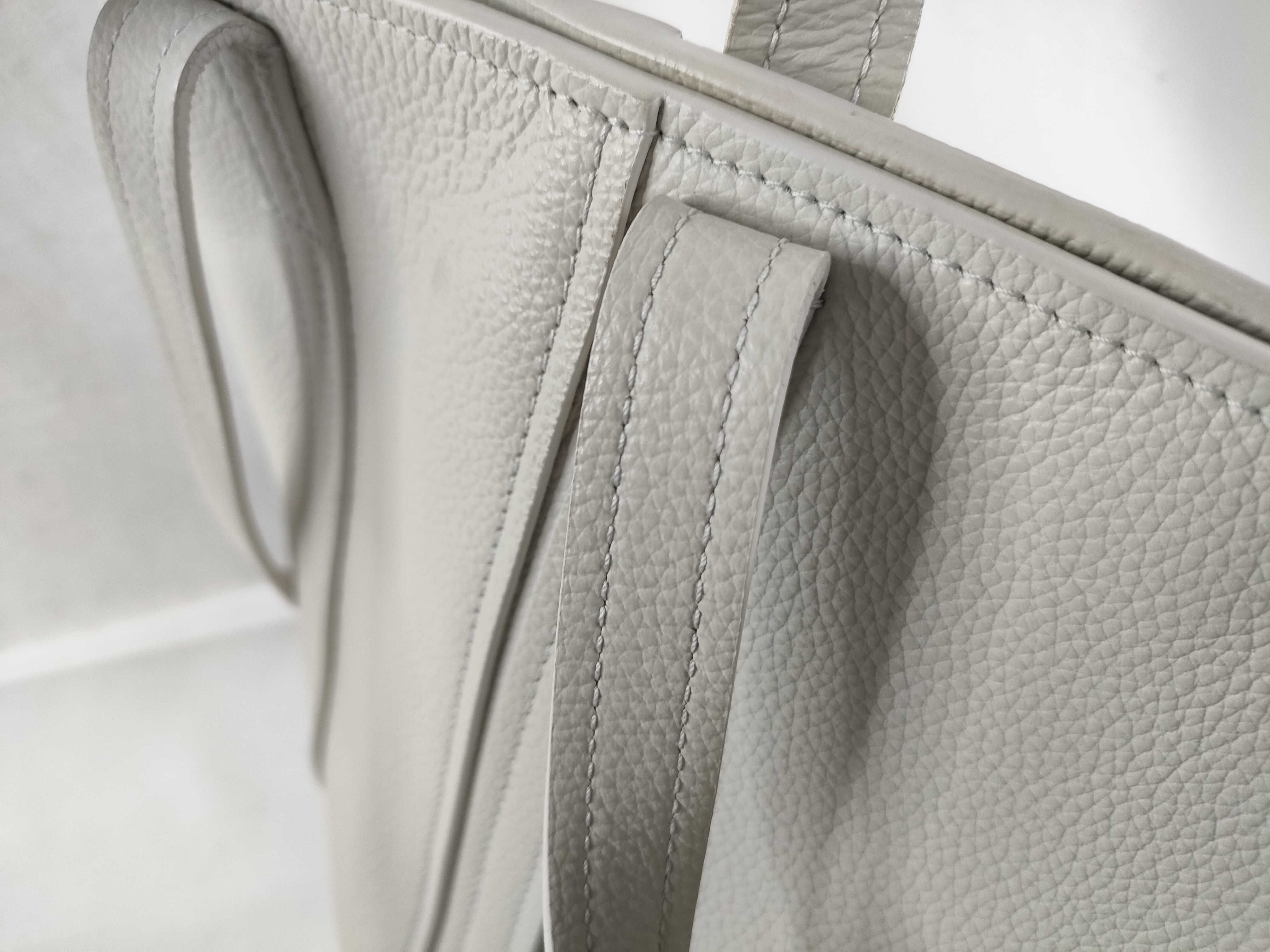 Everyday Tote XS Leather 2-Way Handbag White Tote Bag — view 8