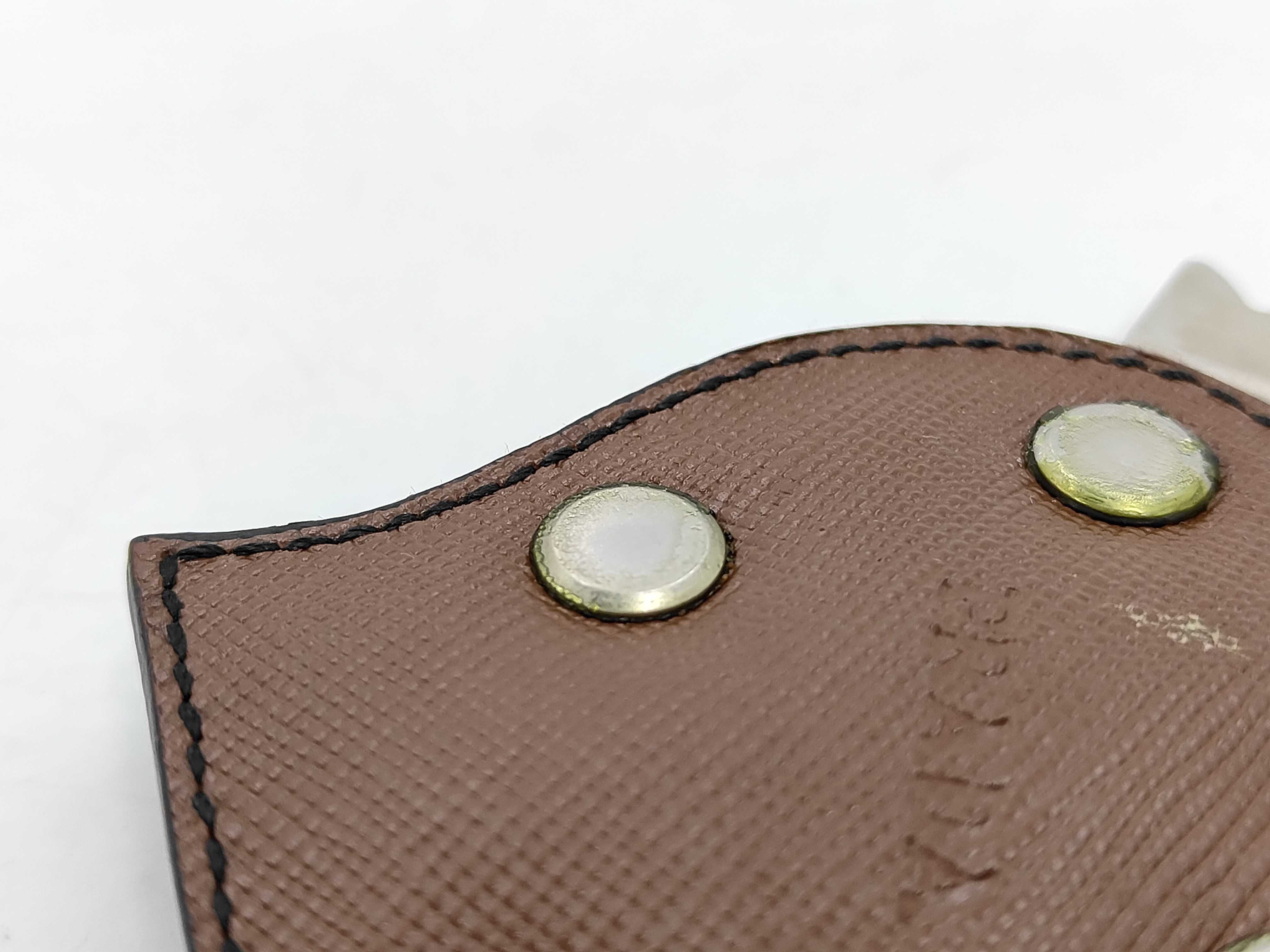 heart charm and other accessories — view 6