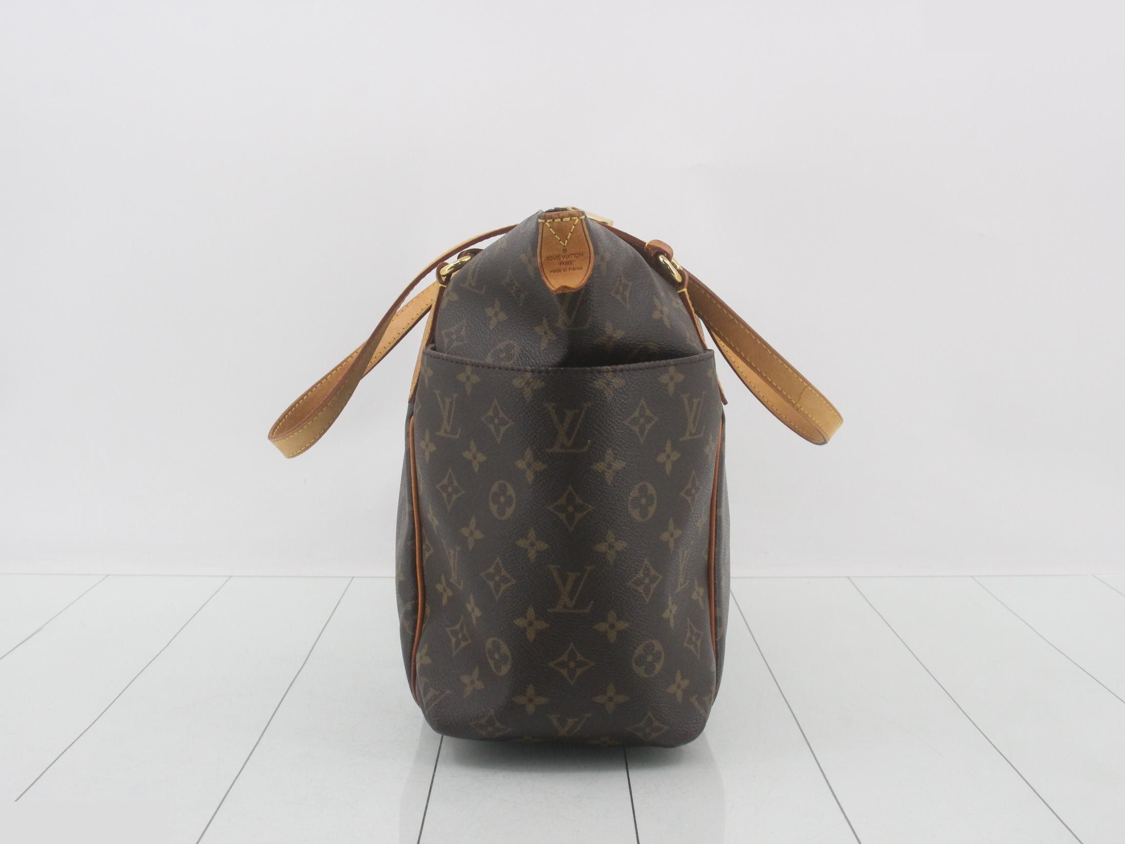 Monogram Totally MM Tote Bag — view 3