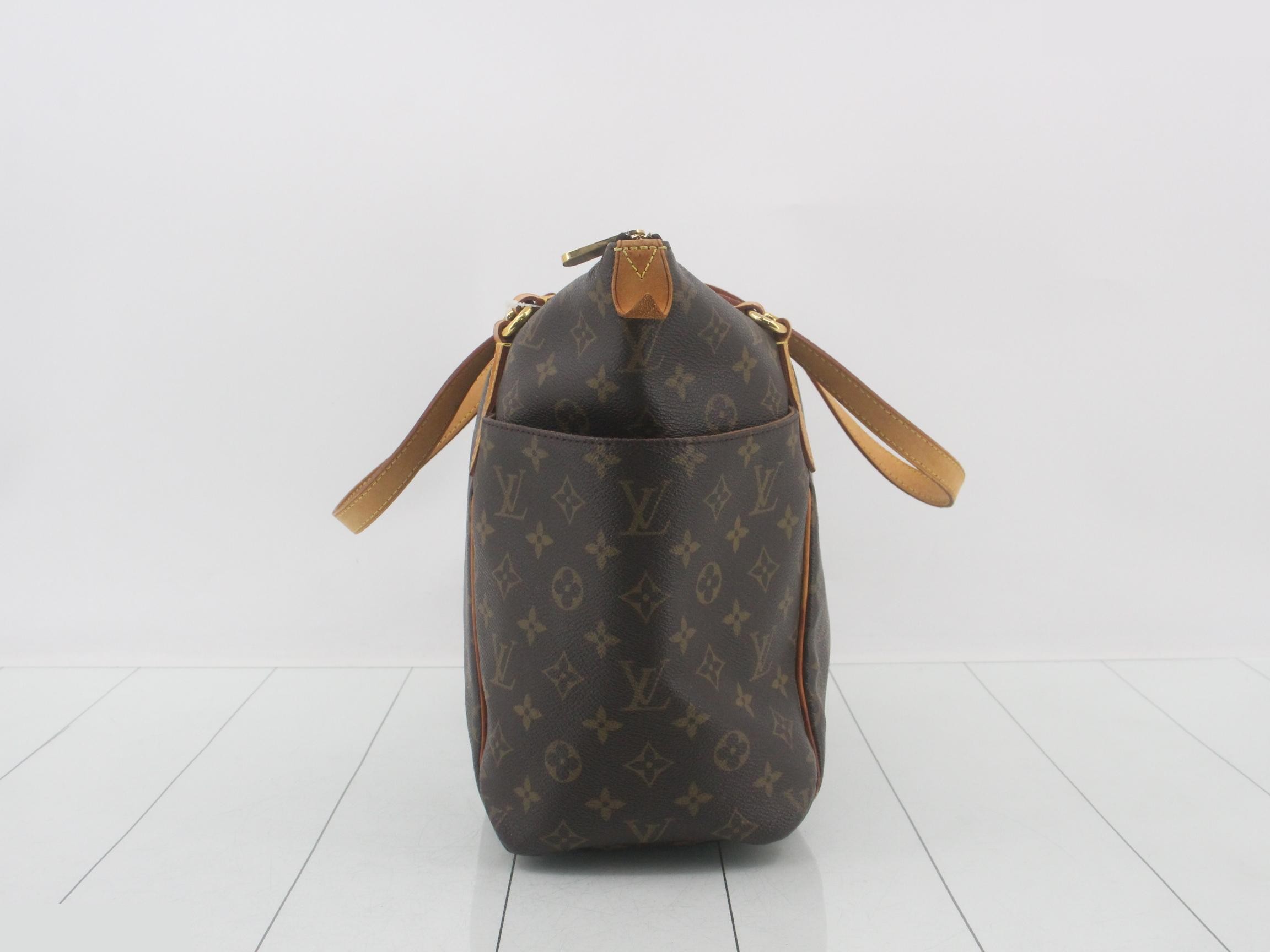Monogram Totally MM Tote Bag — view 4