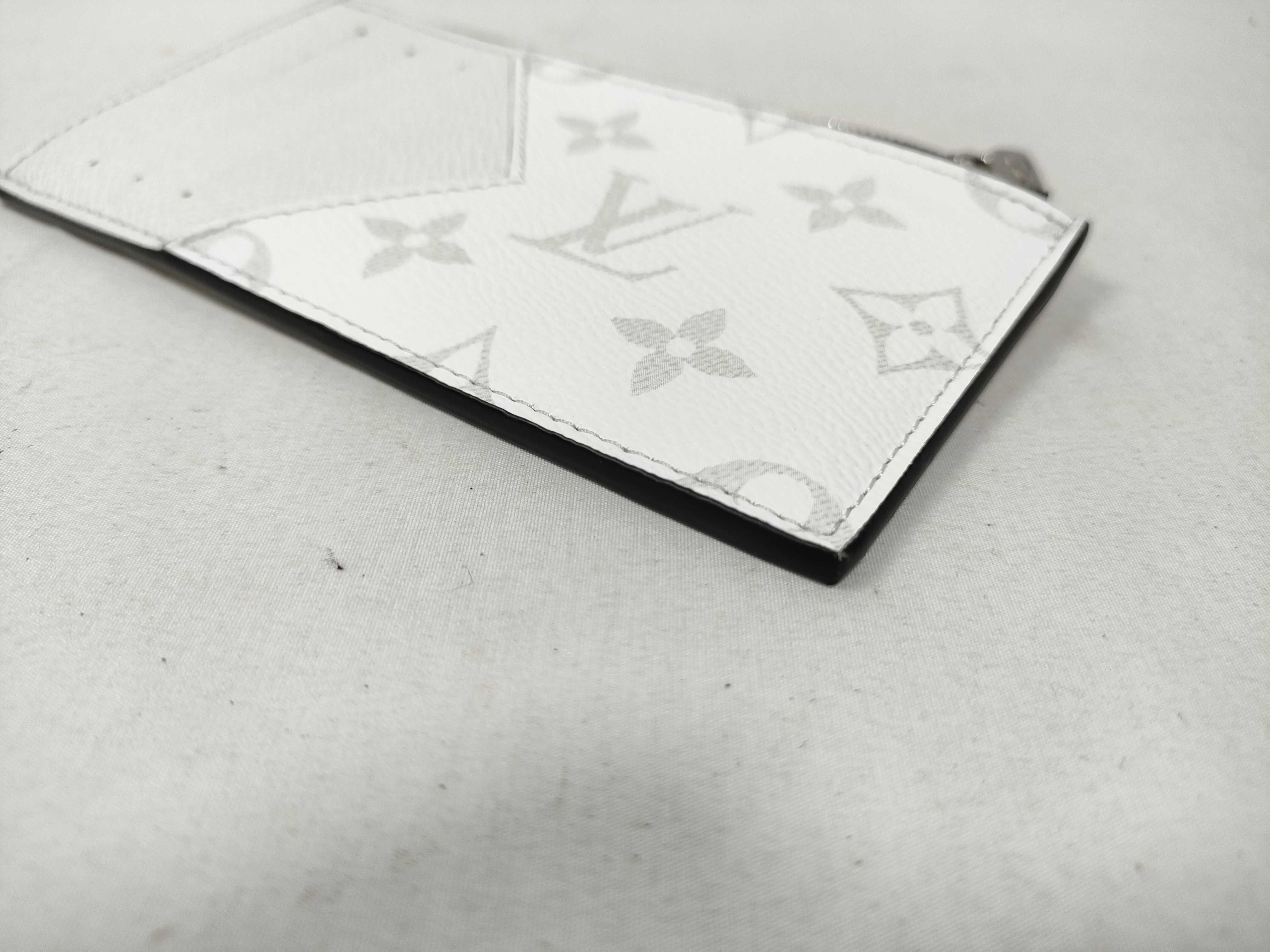 LOUISVUITTON Box and storage bag included Coin card holder Japan limited color Organizer Coin case — view 3