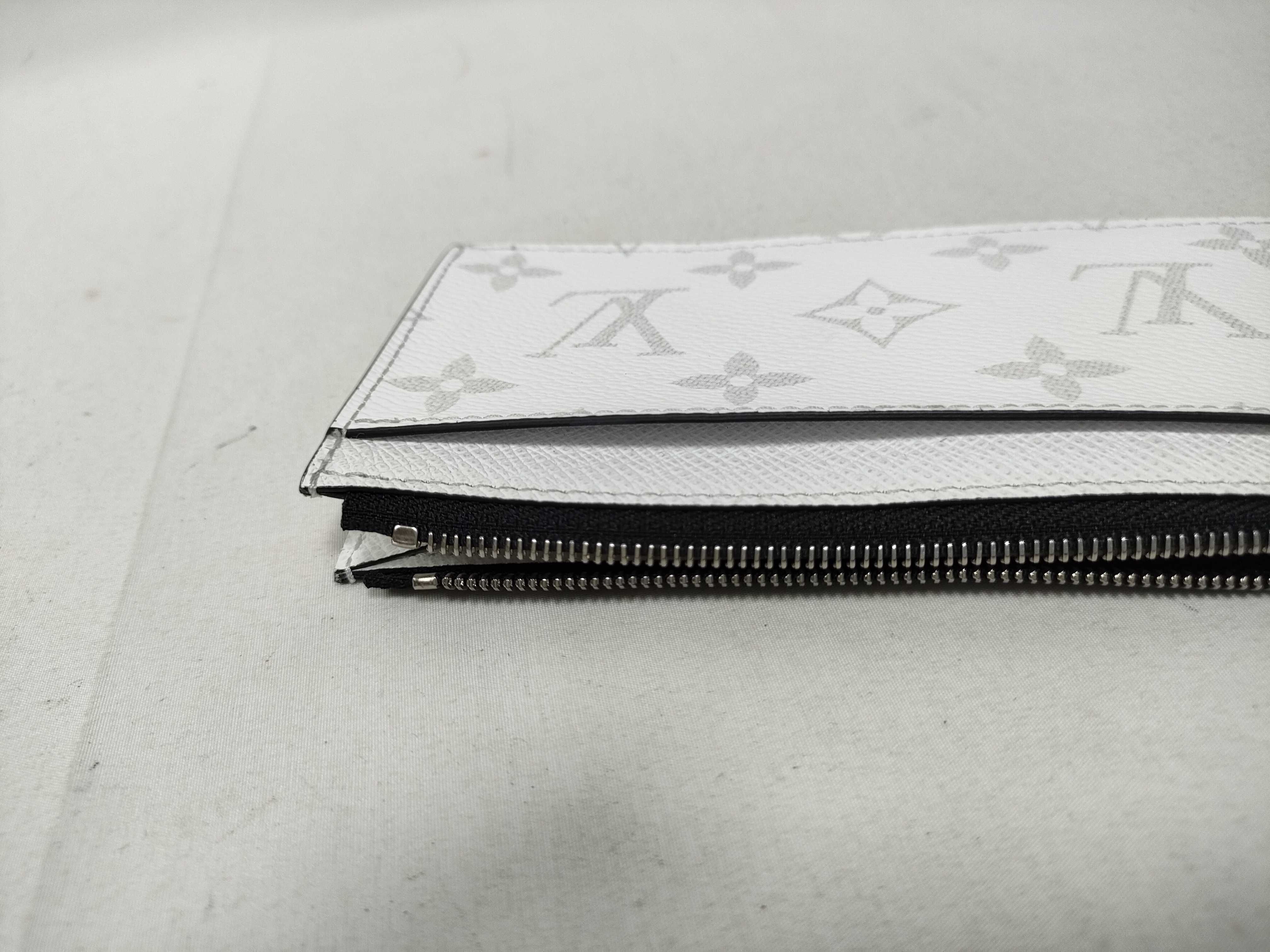 LOUISVUITTON Box and storage bag included Coin card holder Japan limited color Organizer Coin case — view 7