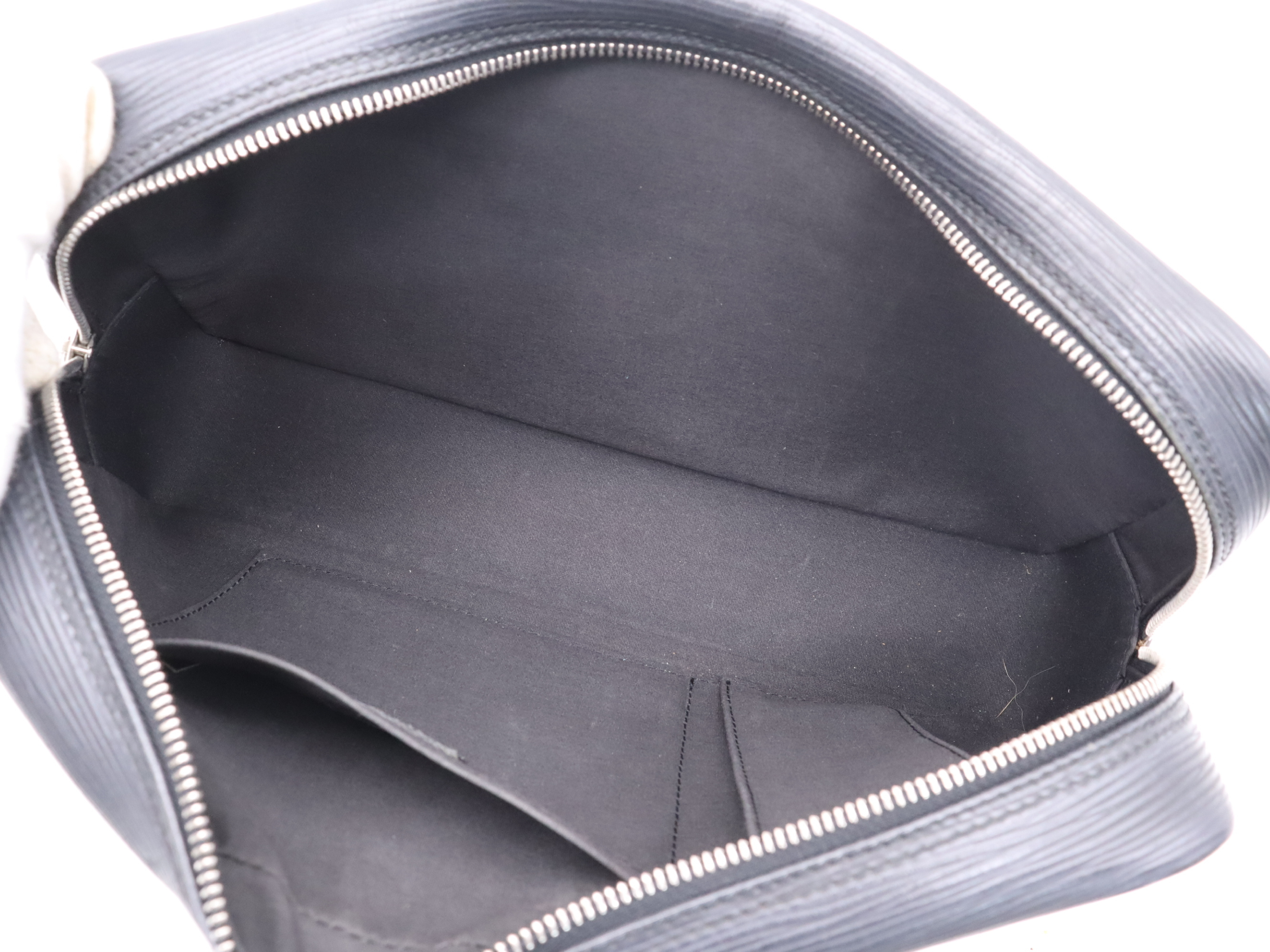 M59112 Epi Vivienne Long Noir Handbag — view 11
