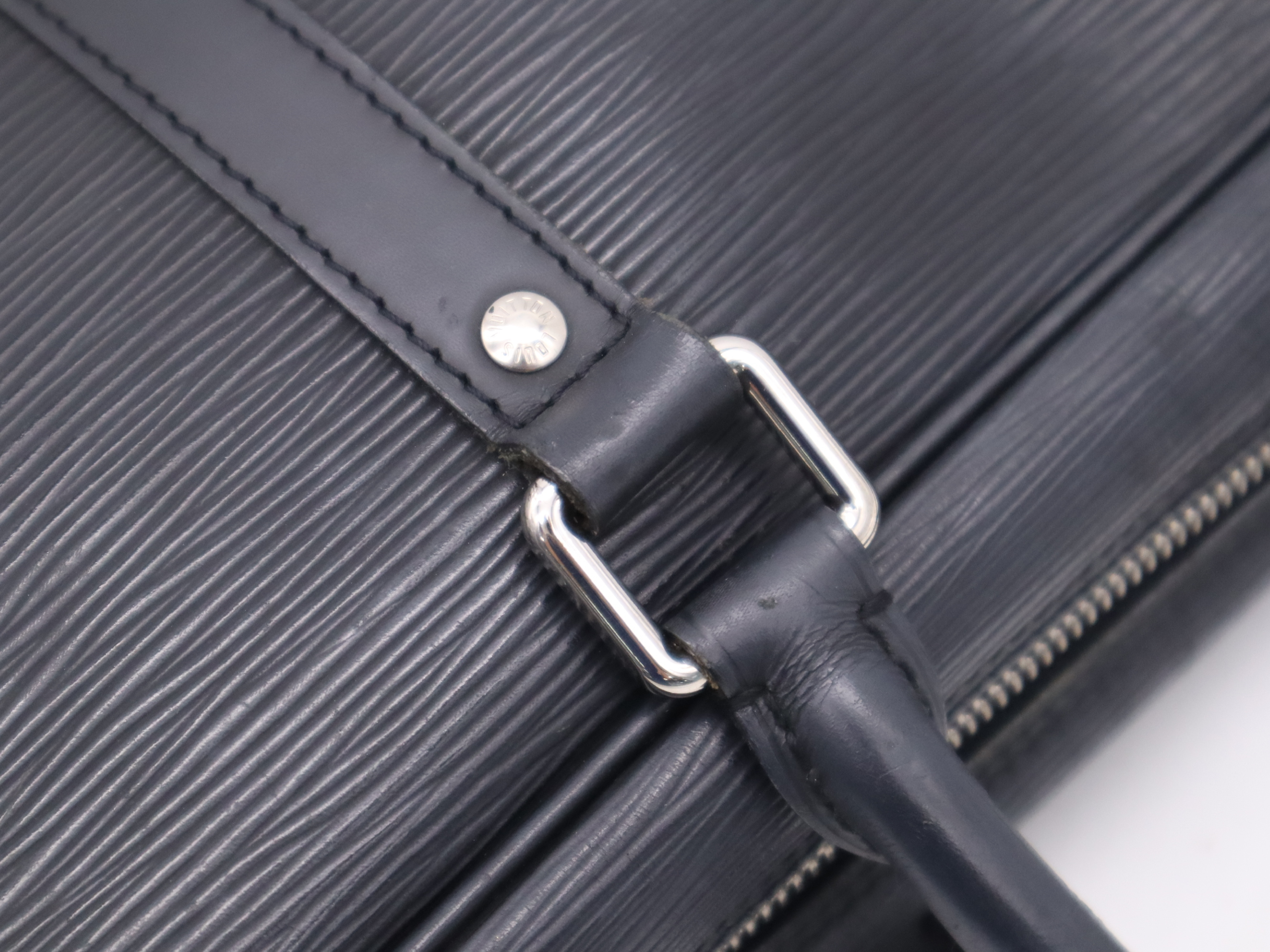 M59112 Epi Vivienne Long Noir Handbag — view 7