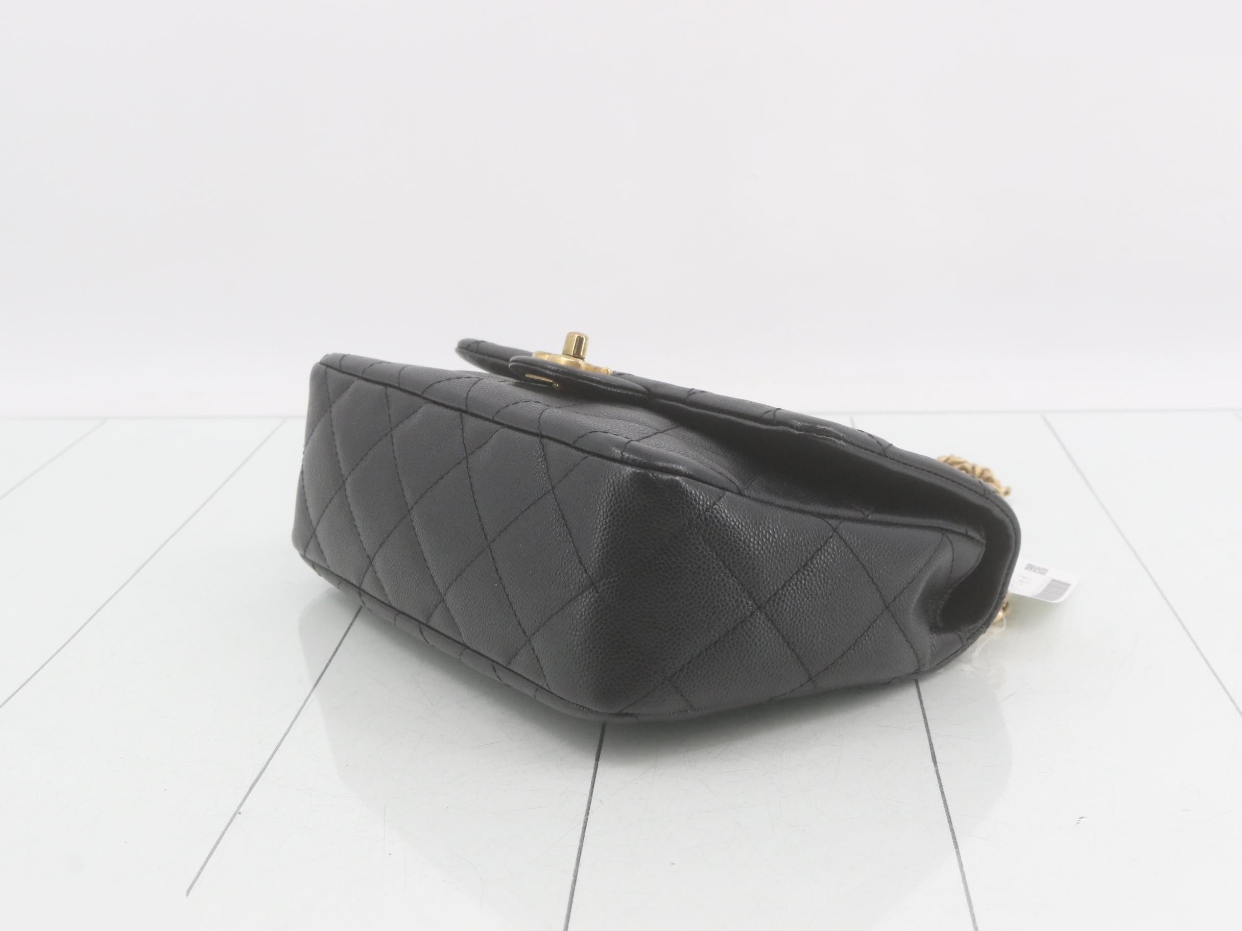 Matelassé Shoulder Bag — view 6