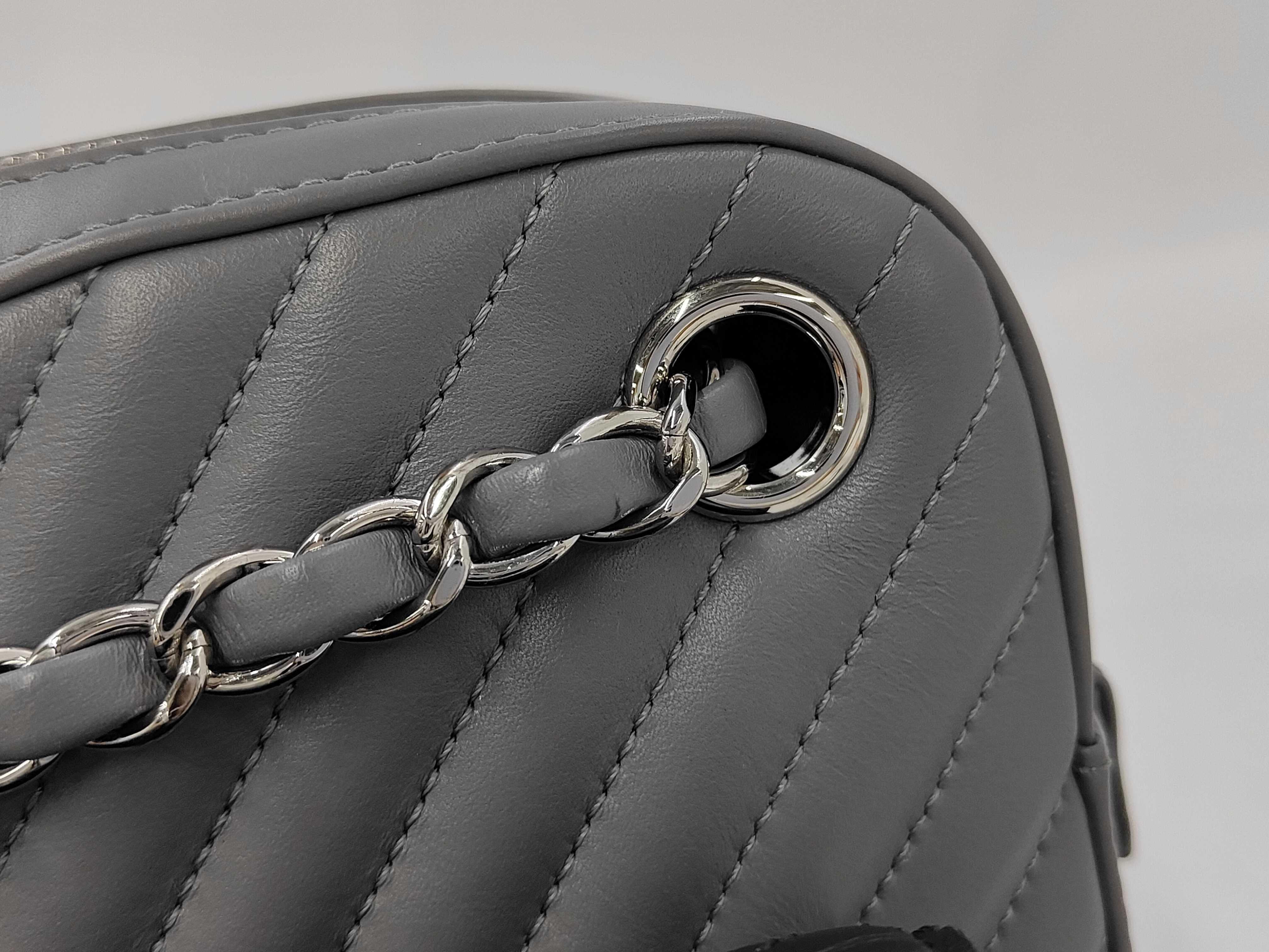 V-stitch Chain Shoulder Bag, Lambskin, Grey/Navy, SS Shoulder Bag — view 10
