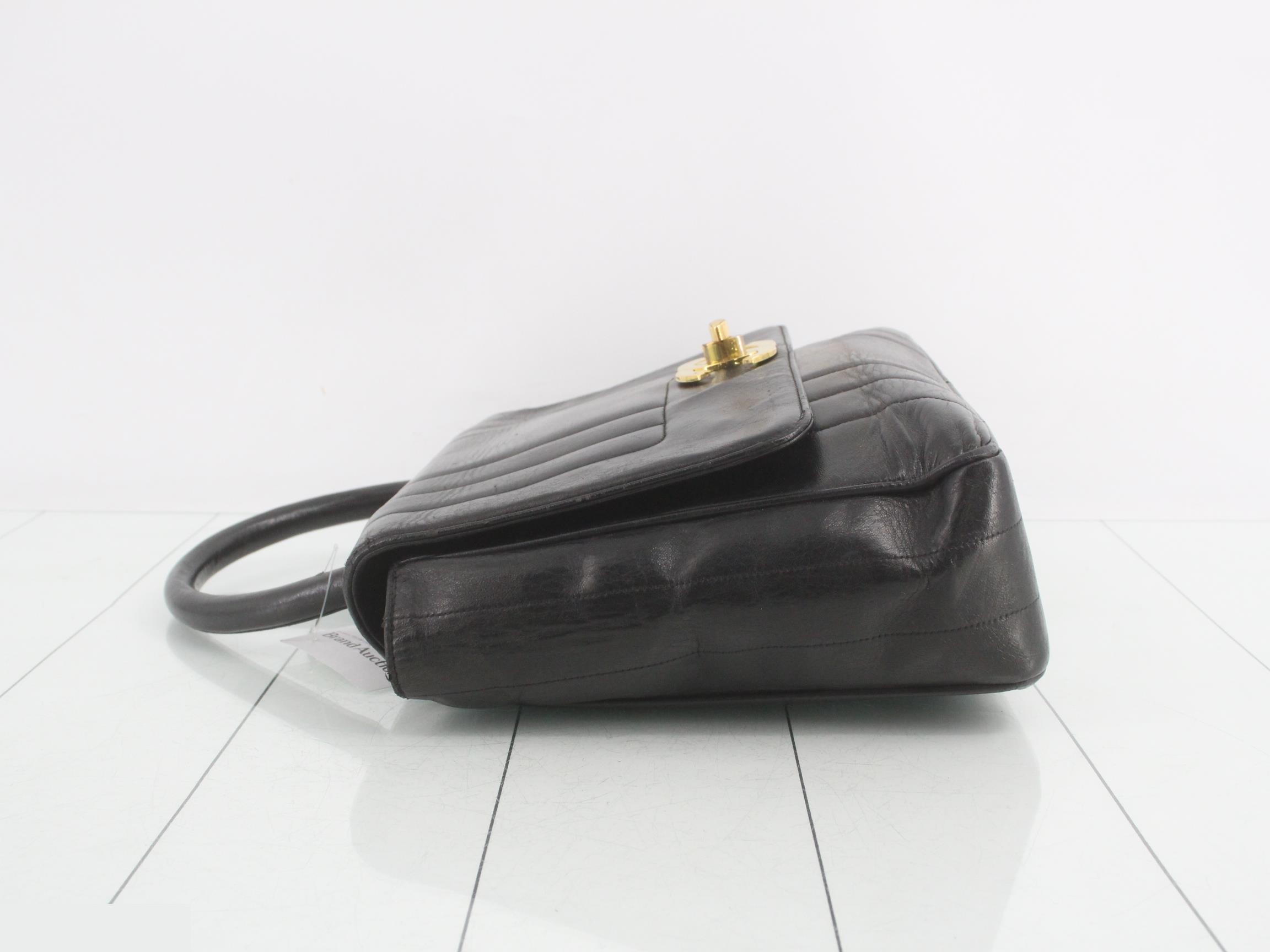 handbag — view 4